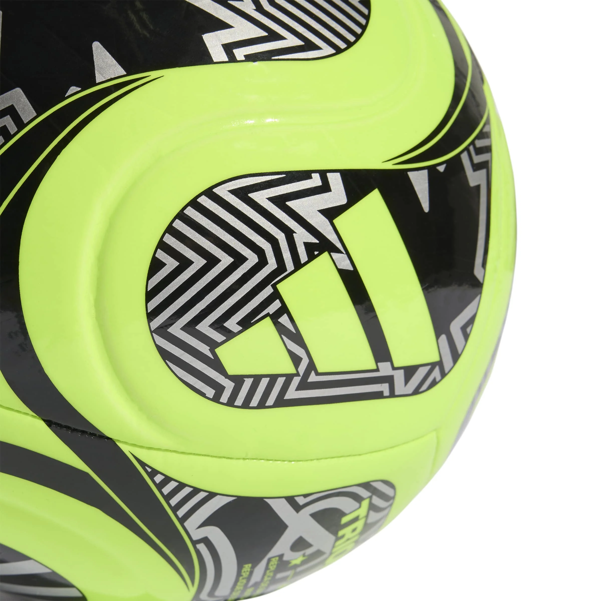 Adidas FIFA World Cup 26 Trionda Club Ball - Image 3