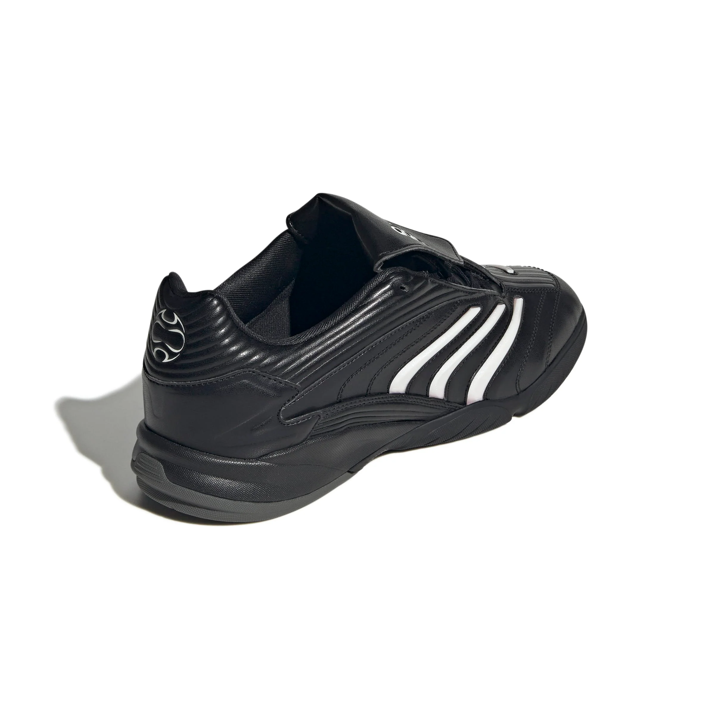 Adidas Mens Predator Sala Shoes - Image 3