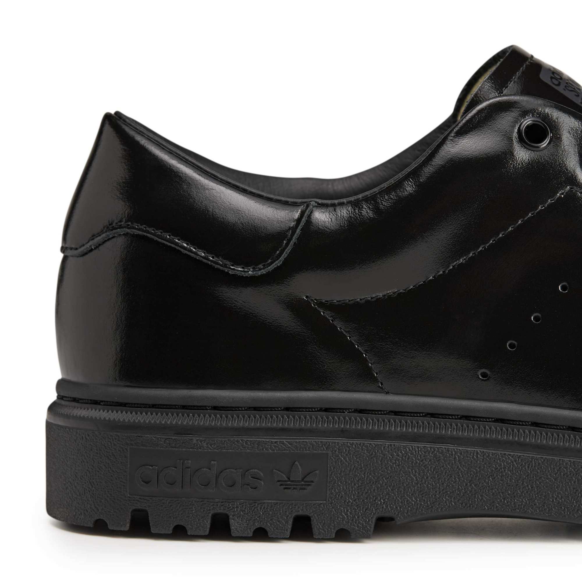 Adidas x Spongebob Mens Stan Smith Freizeit Shoes - Image 4