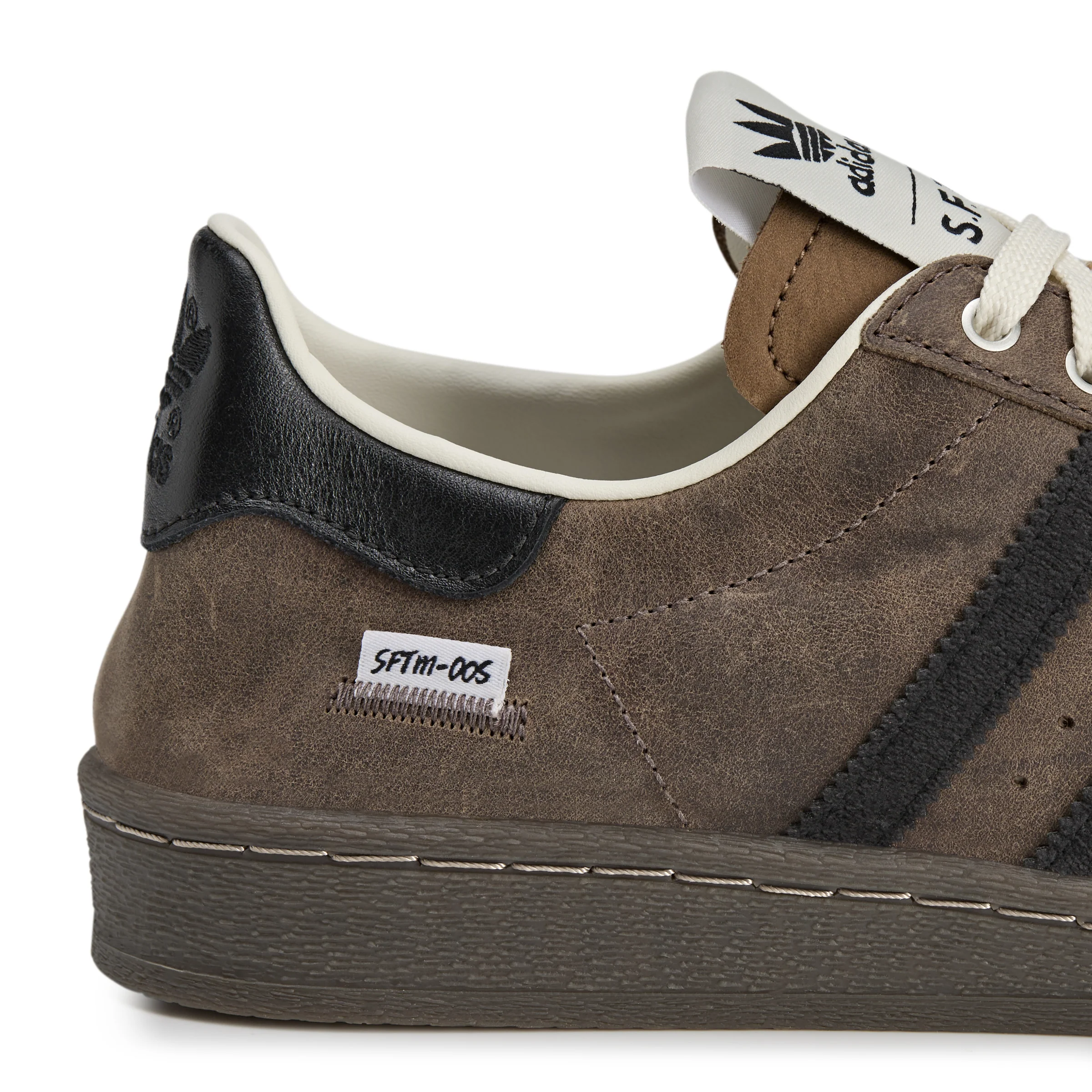 Adidas Mens Superstar 82 SFTM Shoes - Image 4