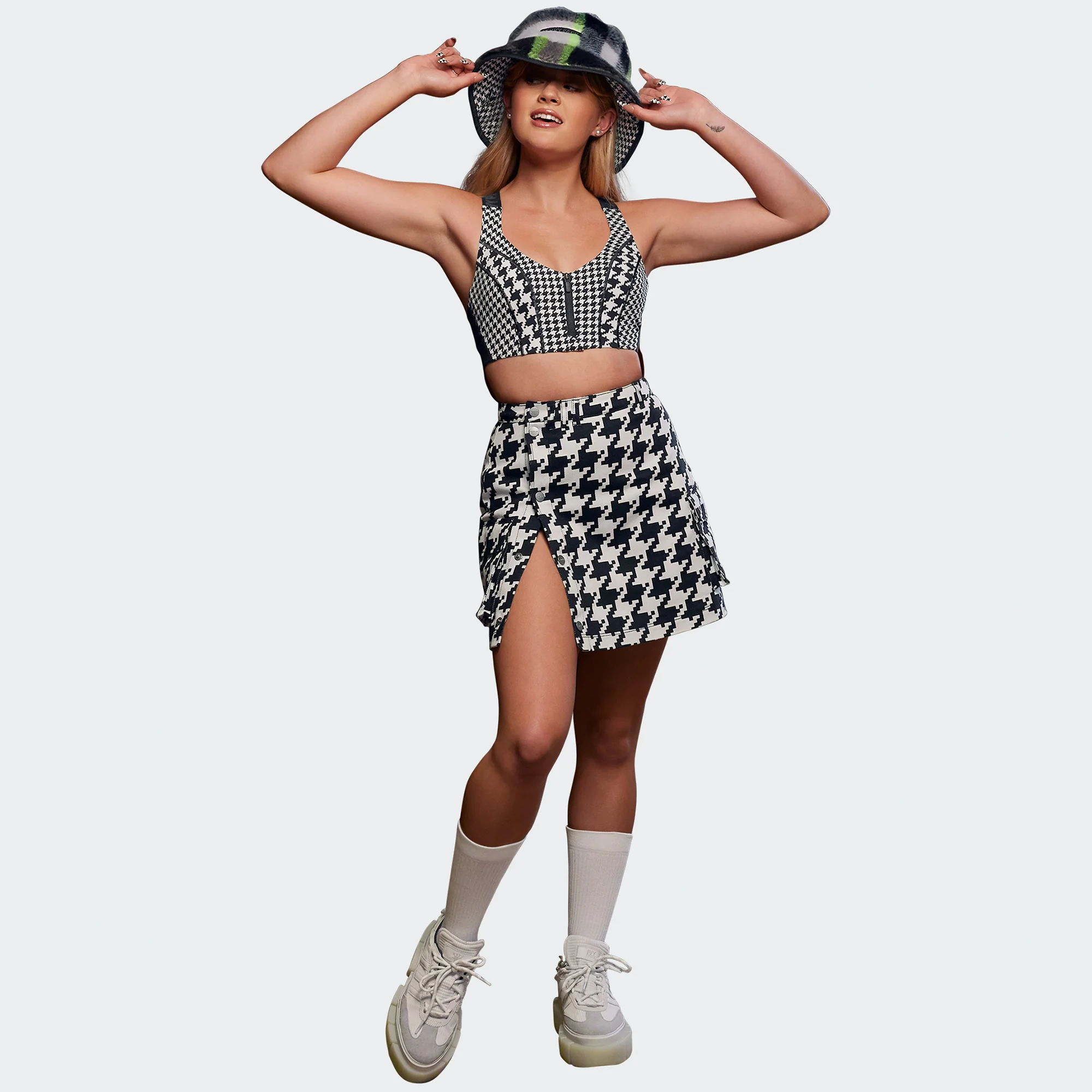 Adidas x Ivy Park Womens 3 Stripe Skirt 'Cool Grey Black' - Image 2