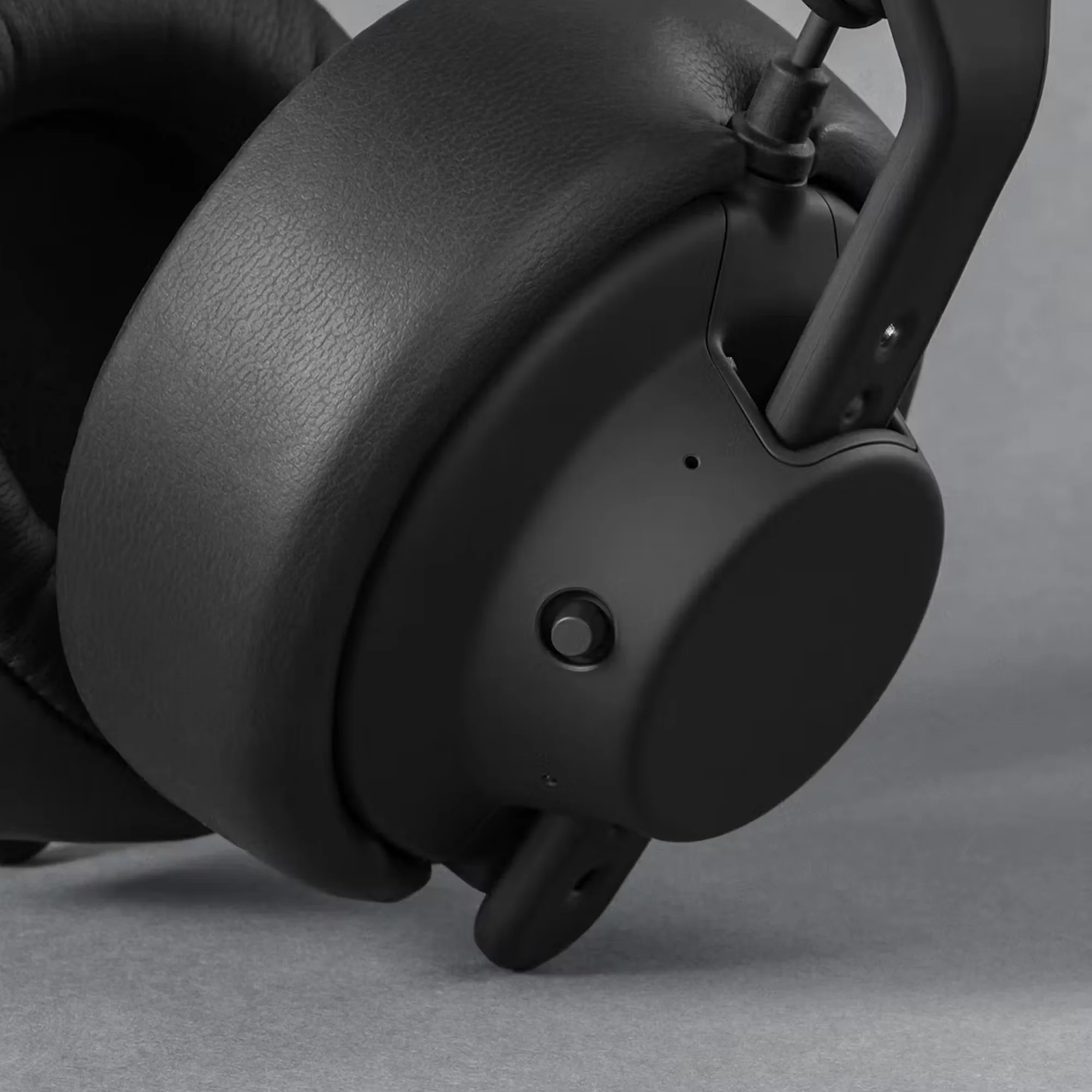 AIAIAI TMA-2 Move Wireless Headphones - Image 2