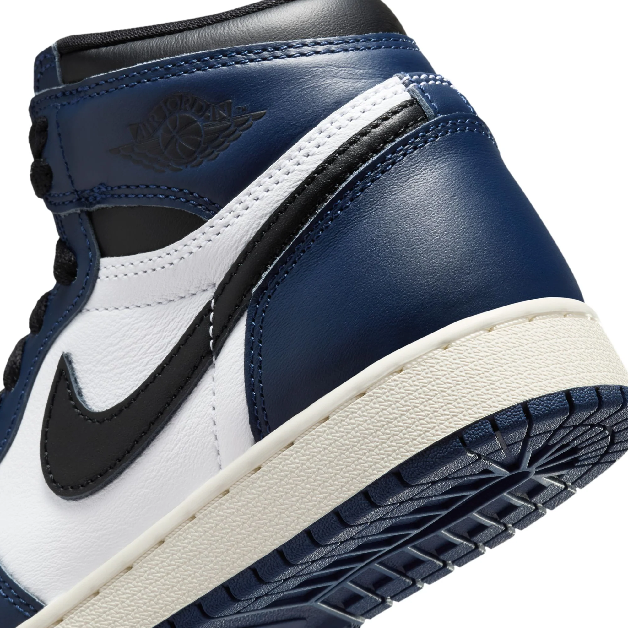 Air Jordan 1 Kids High OG "Midnight Navy" Shoes - Image 4