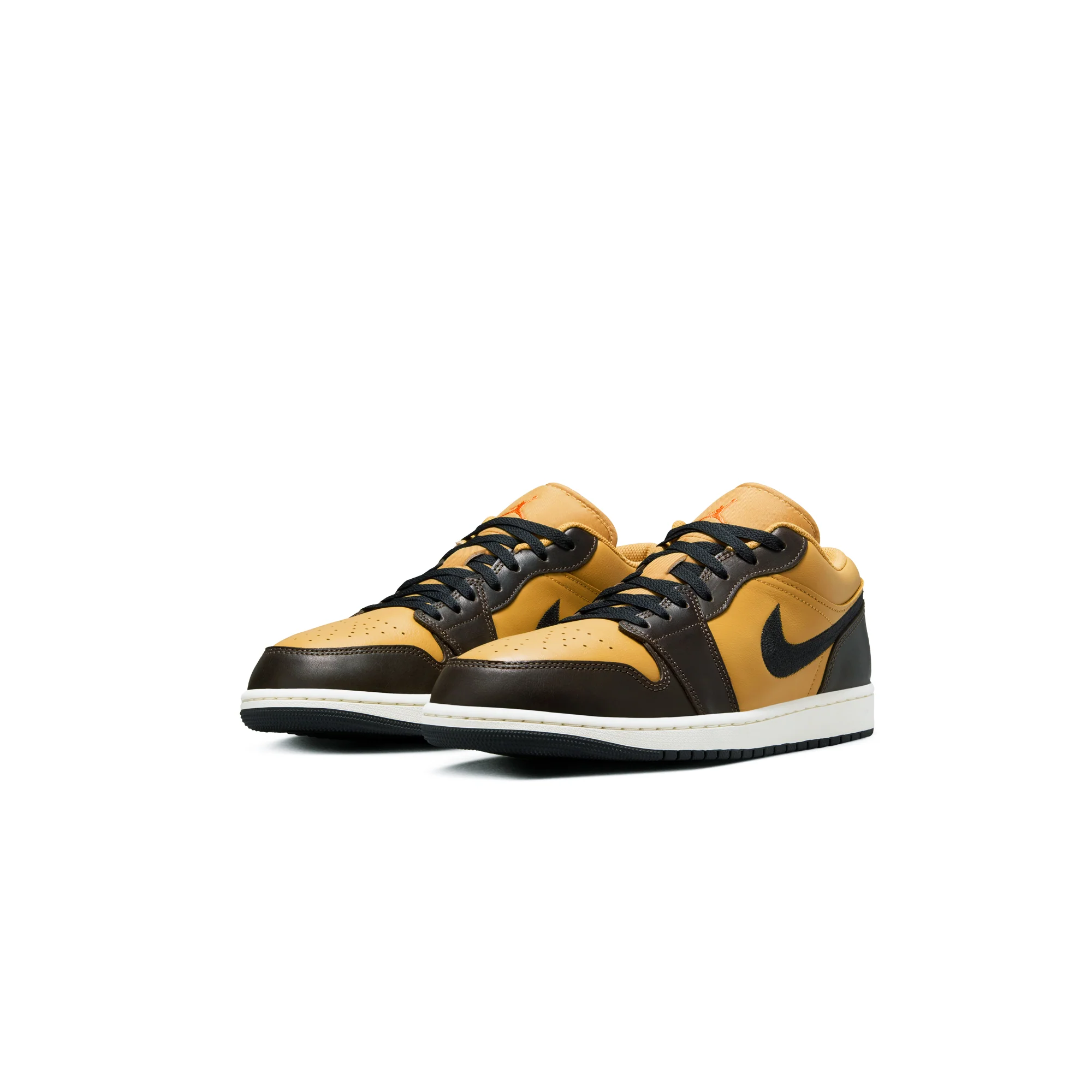 Air Jordan 1 Kids Low SE BG Shoes - Image 2