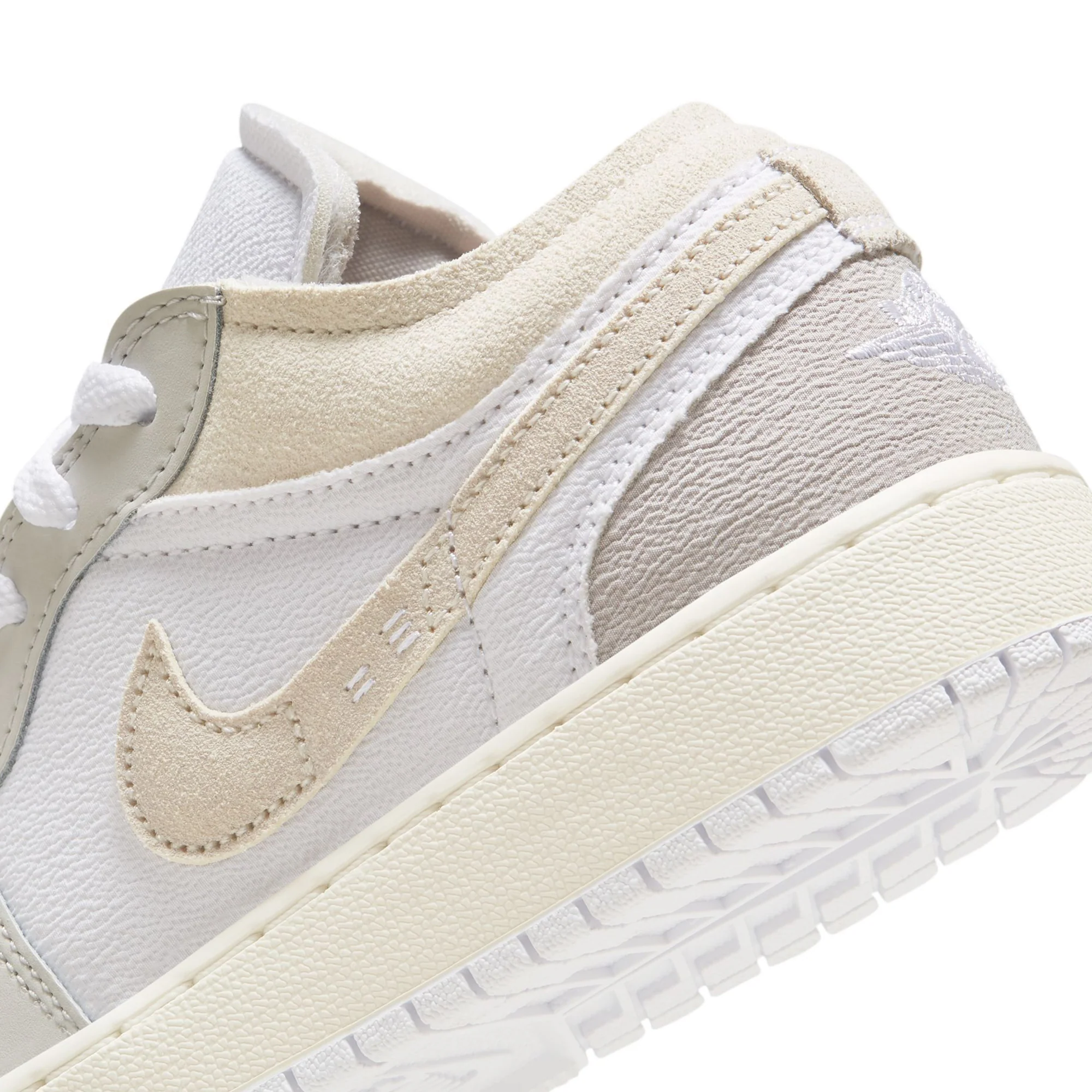 Air Jordan 1 Kids Low SE Craft Shoes - Image 4