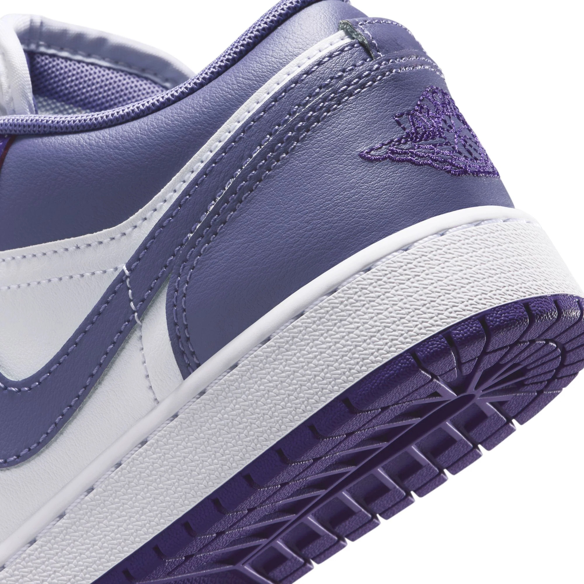 Air Jordan 1 Kids Low Shoes - Image 4