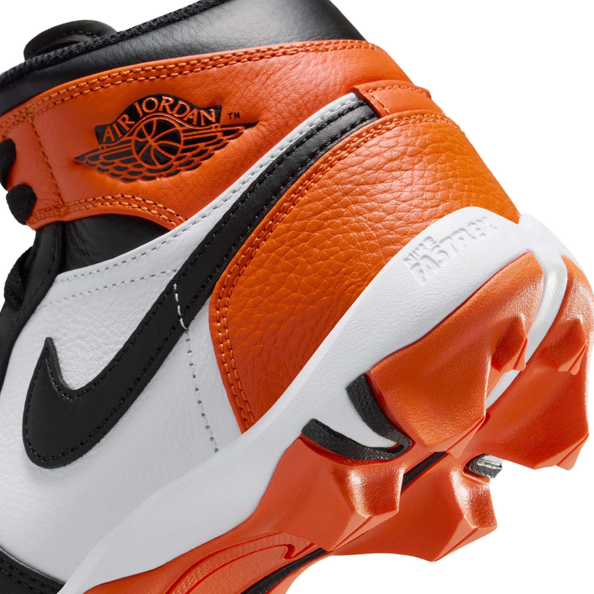 Air Jordan 1 Kids Mid Cleat - Image 4