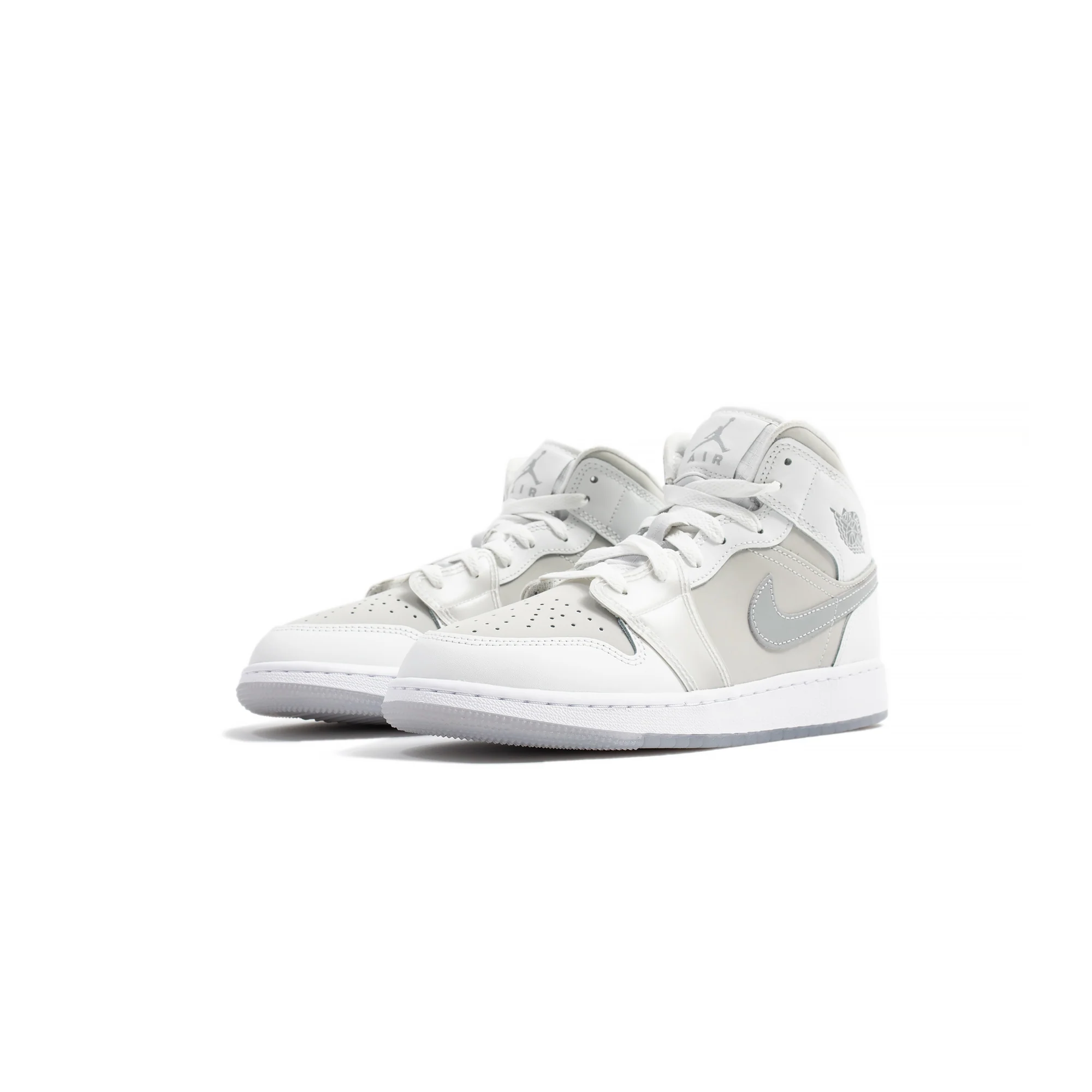 Air Jordan 1 Kids Mid SE BG Shoes - Image 2