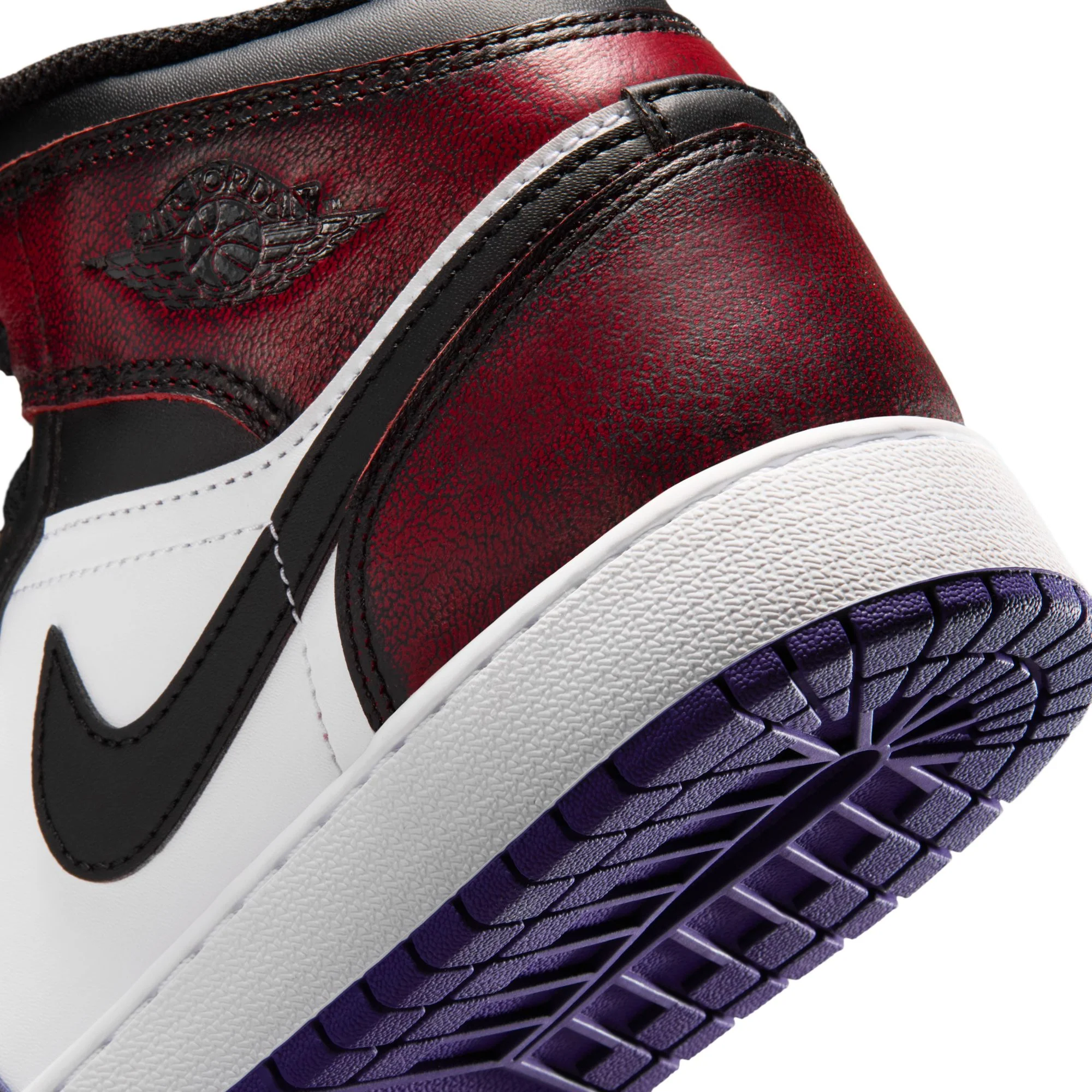 Air Jordan 1 Kids Mid SE BG Shoes - Image 4