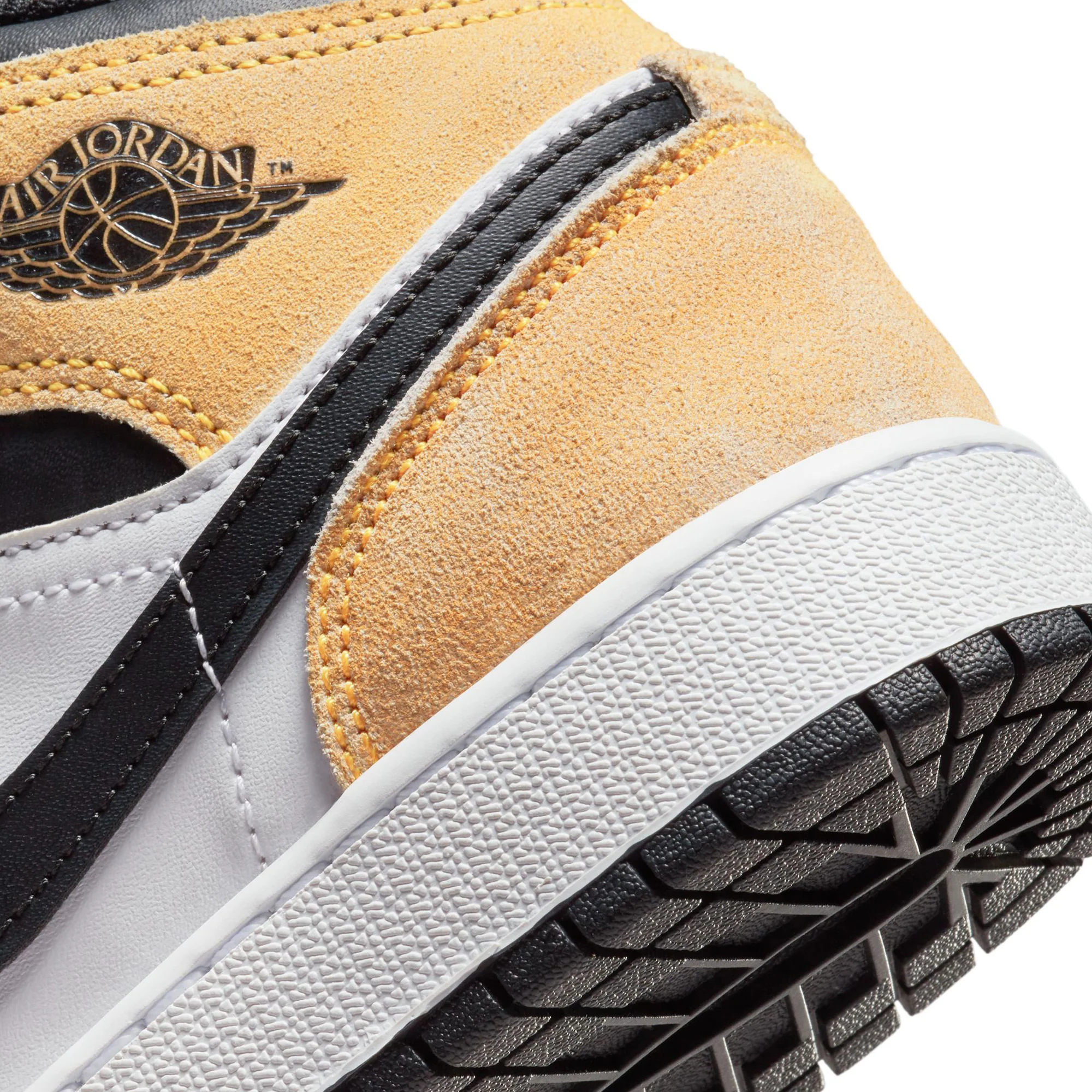 Air Jordan 1 Kids Mid SE Shoes - Image 4