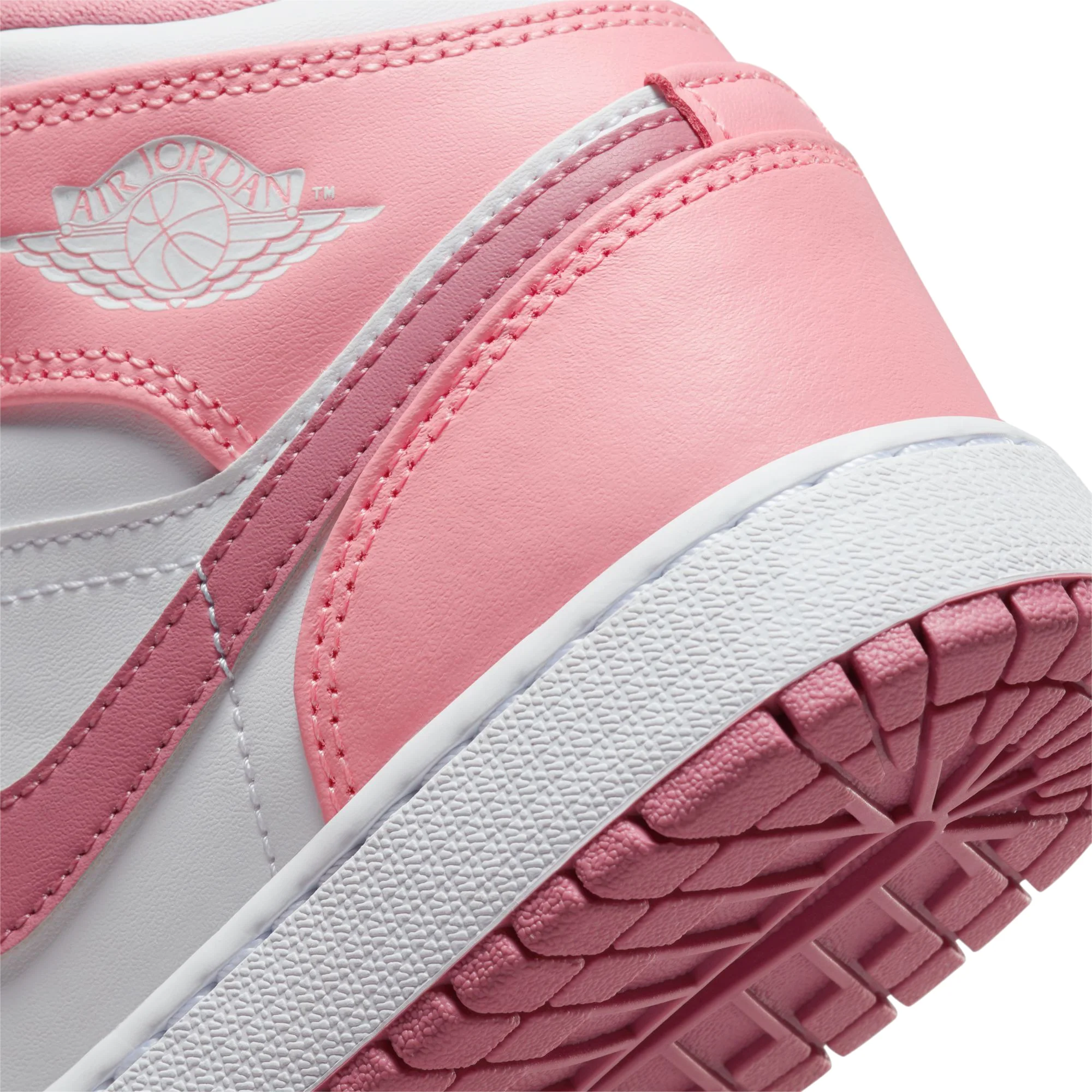Air Jordan 1 Kids Mid Shoes - Image 4