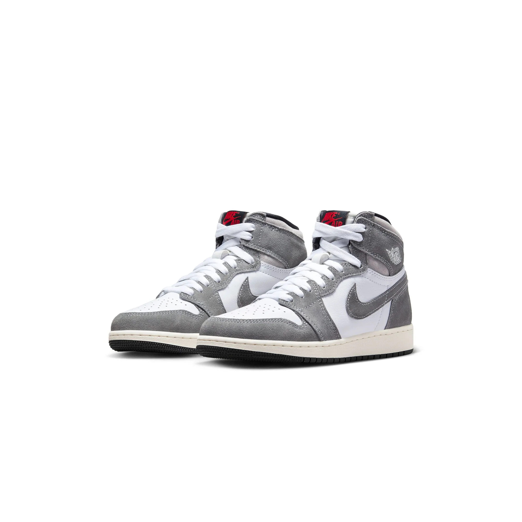 Air Jordan 1 Kids Retro High OG Shoes - Image 2