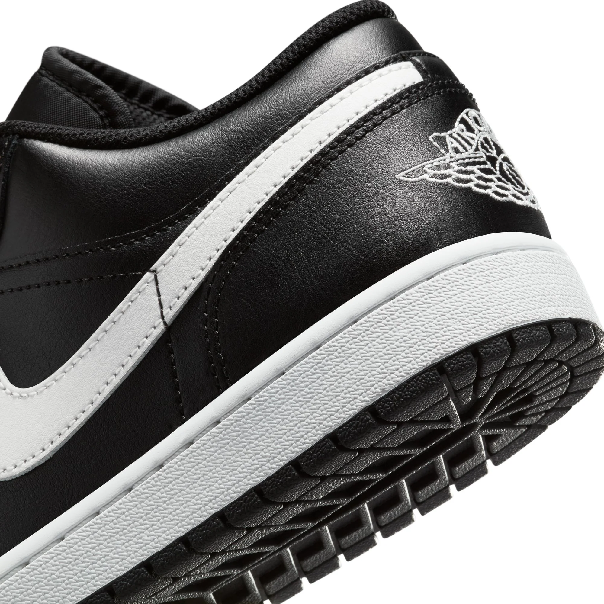 Air Jordan 1 Mens Low "Orca" Shoes - Image 4