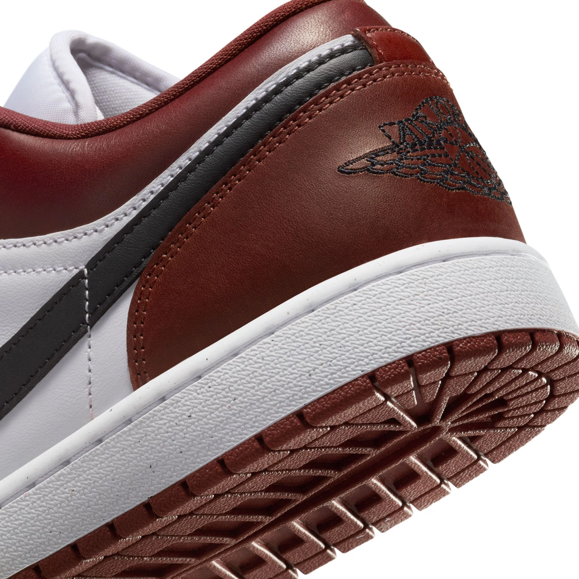 Air Jordan 1 Mens Low SE Shoes - Image 4