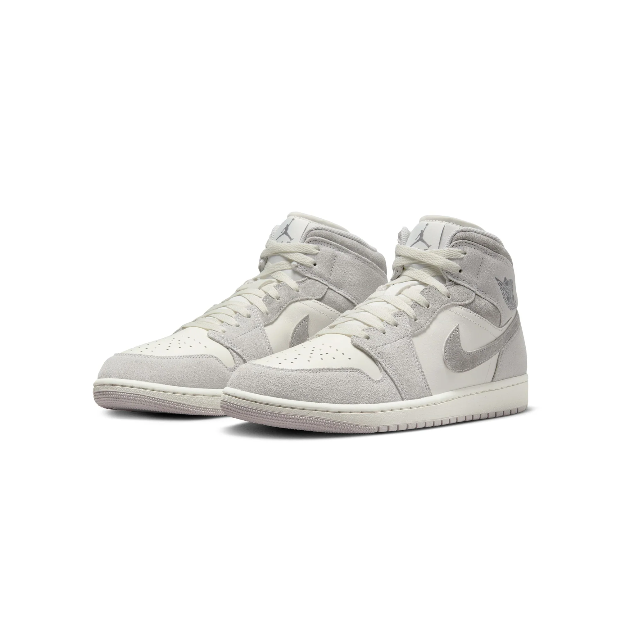 Air Jordan 1 Mens Mid SE Shoes - Image 2