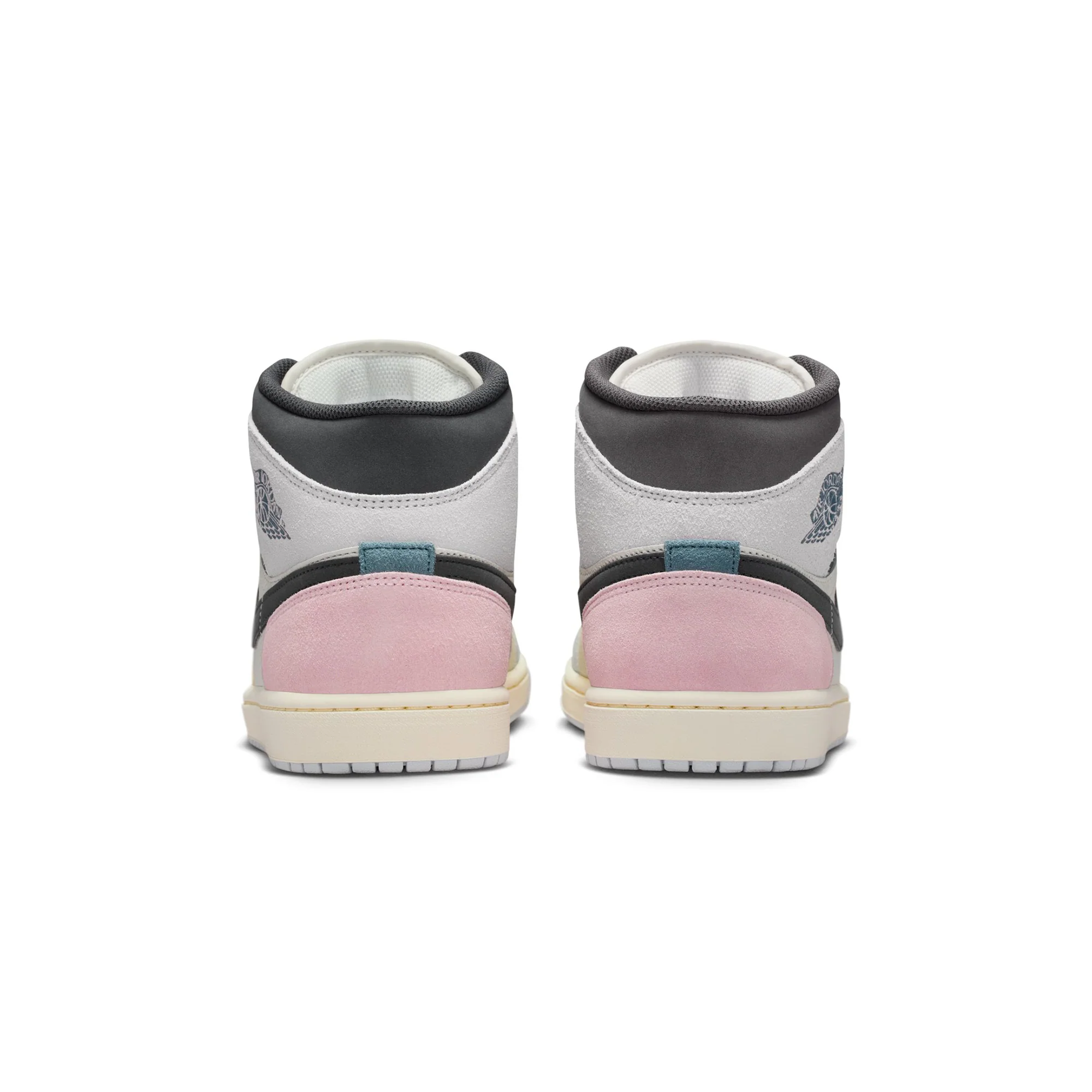 Air Jordan 1 Mens Mid SE Shoes - Image 3