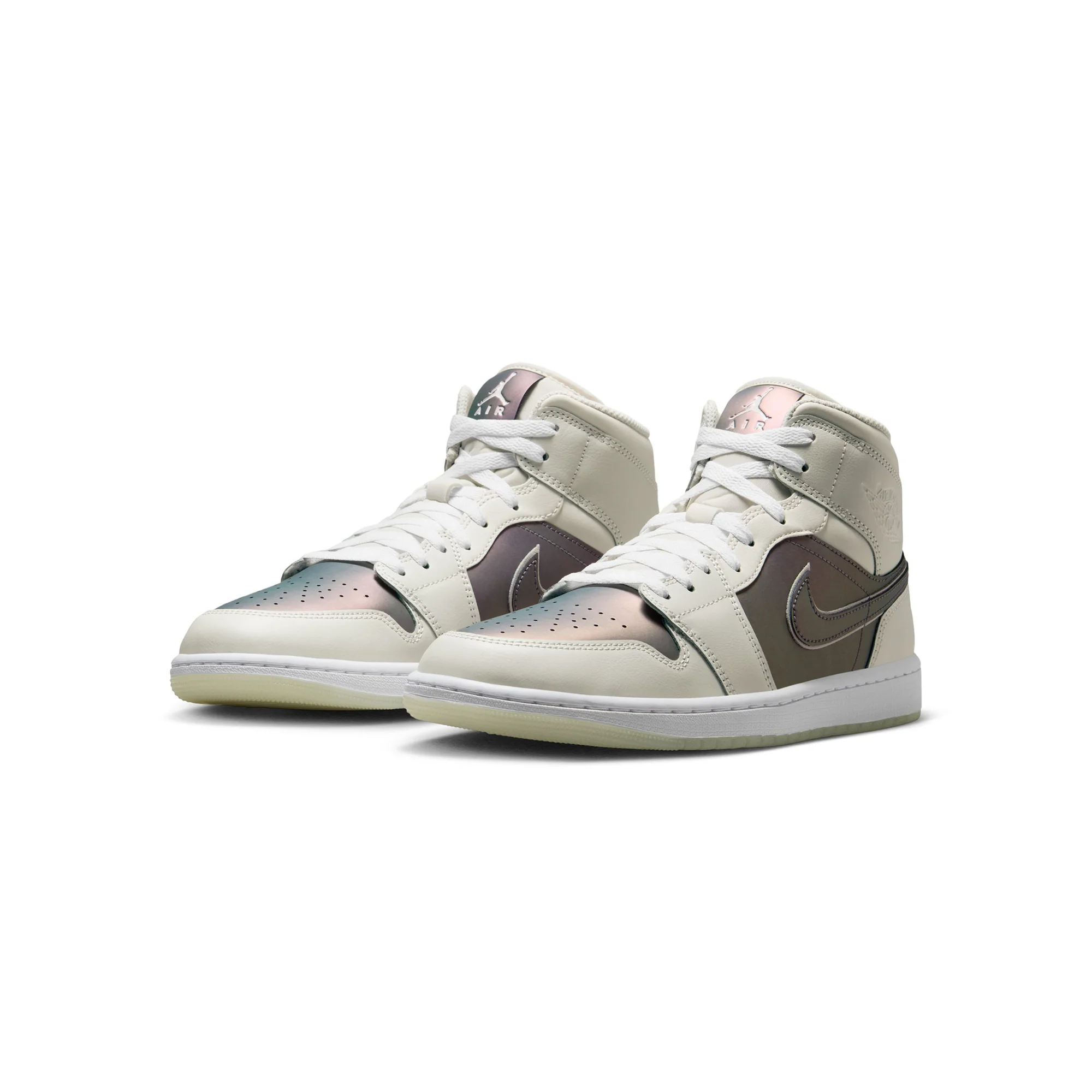 Air Jordan 1 Mens Mid SE Shoes - Image 2