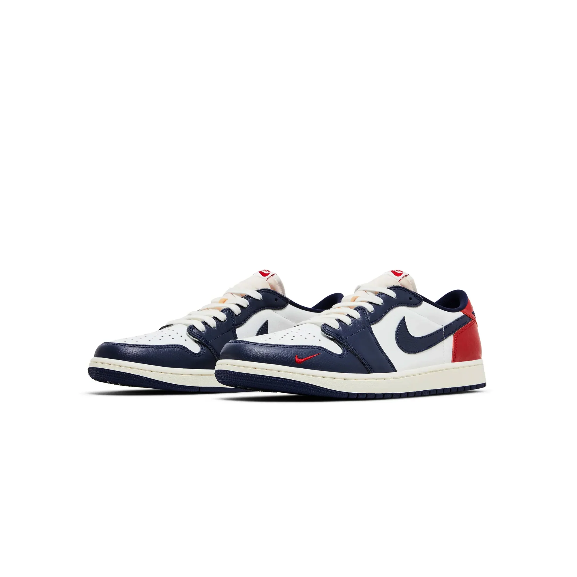Air Jordan 1 Mens Retro Low OG Shoes - Image 2