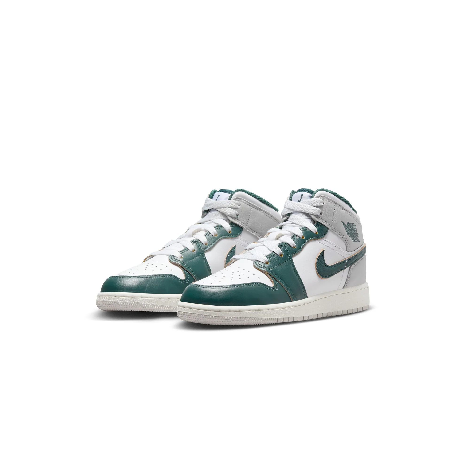 Air Jordan 1 Kids Mid SE Shoes - Image 2