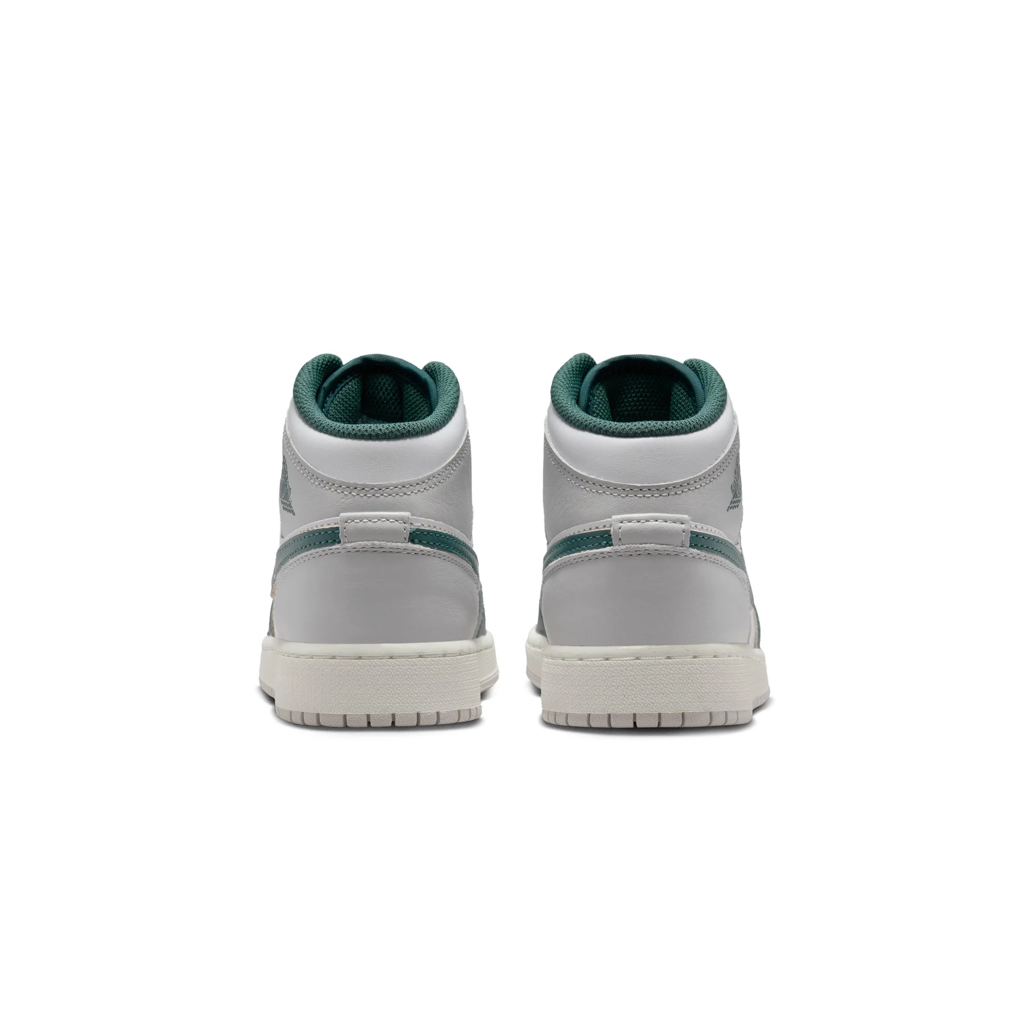 Air Jordan 1 Kids Mid SE Shoes - Image 3