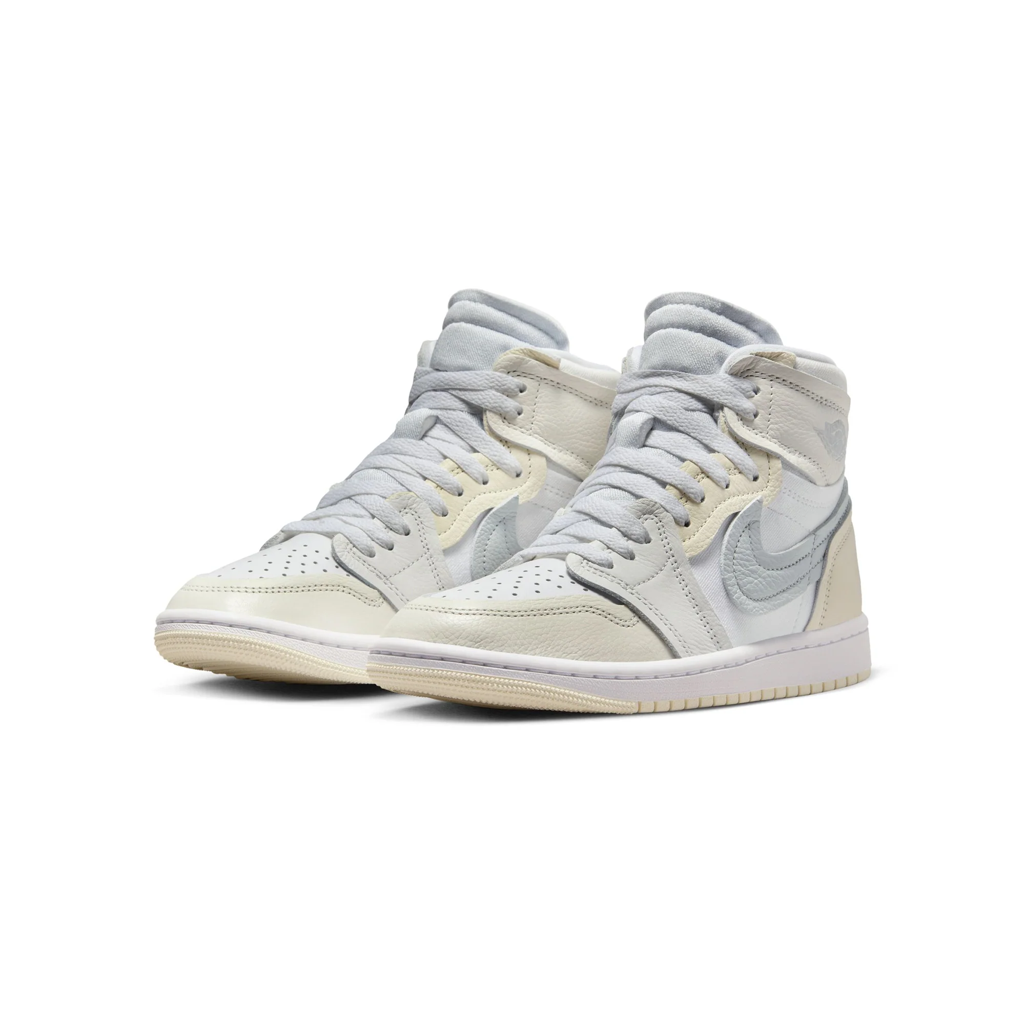 Air Jordan 1 Womens High MM Shoes - Image 2