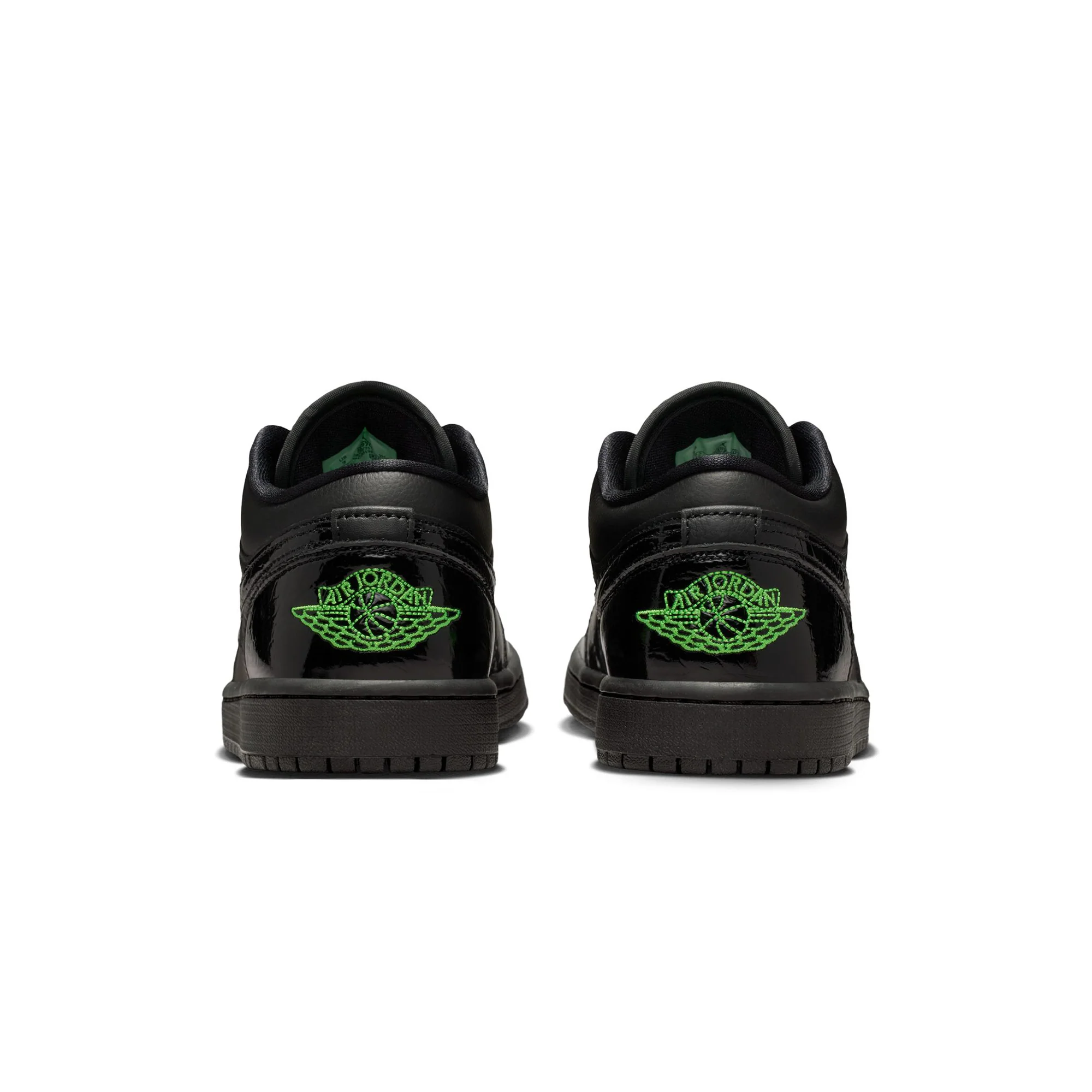 Air Jordan 1 Womens Low SE Shoes - Image 3