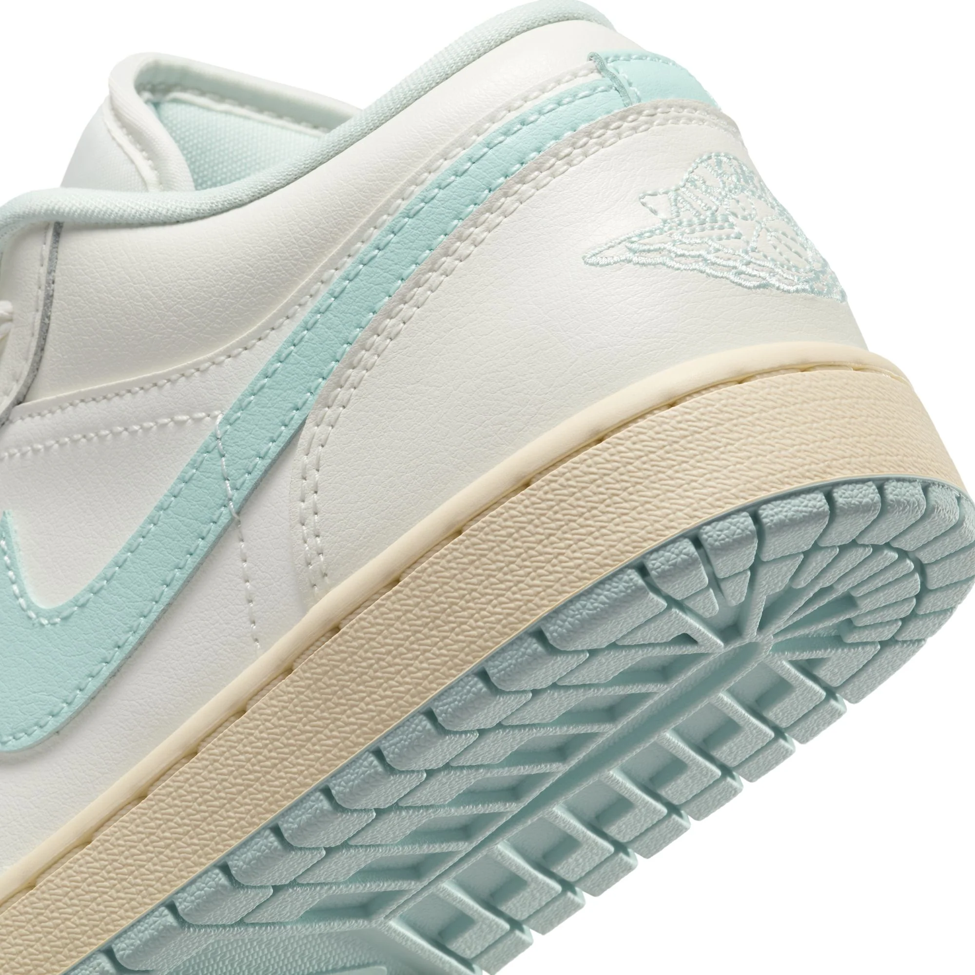 Air Jordan 1 Womens Low Shoes - Image 4