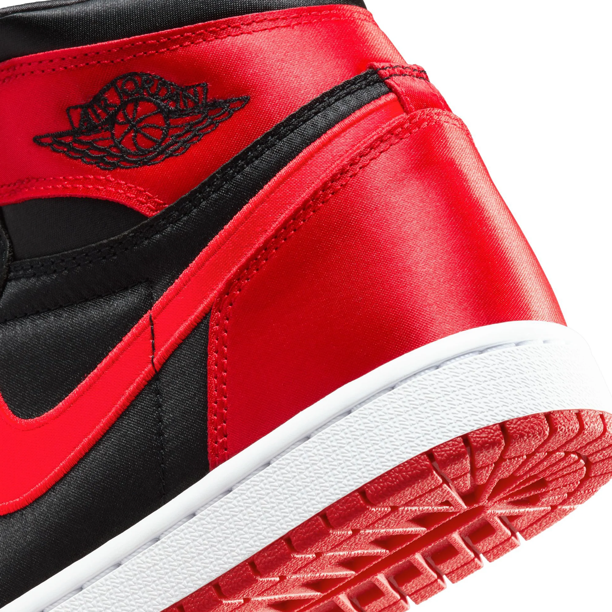 Air Jordan 1 Womens Retro High OG Shoes - Image 4