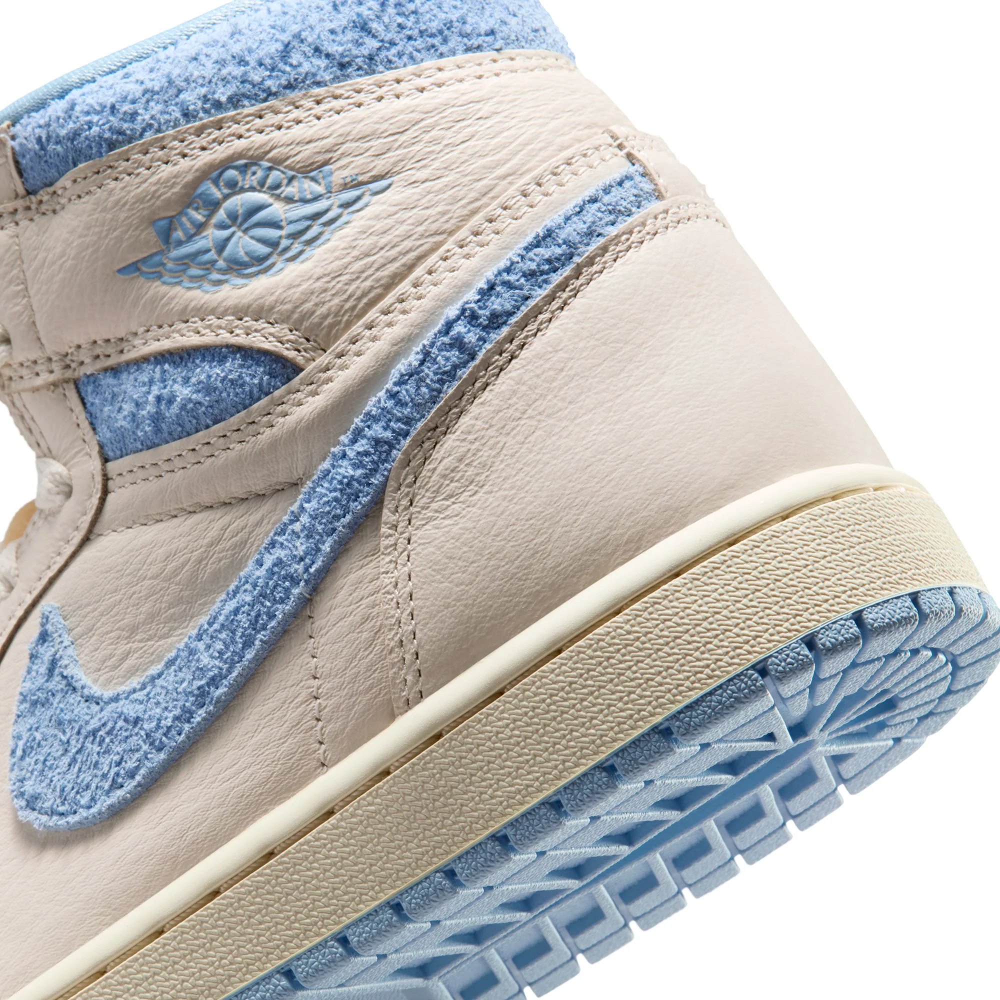 Air Jordan 1 Womens Retro High "Psychic Blue" Shoes - Image 4