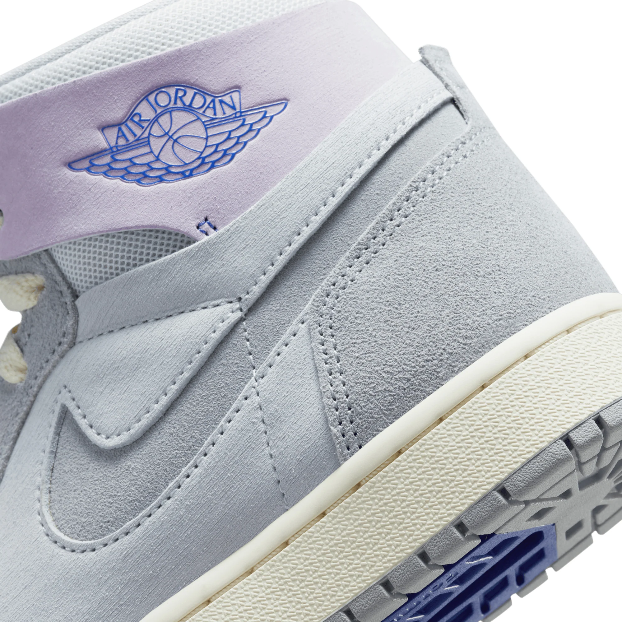 Air Jordan 1 Womens Zoom Comfort 2 Shoes - Image 4