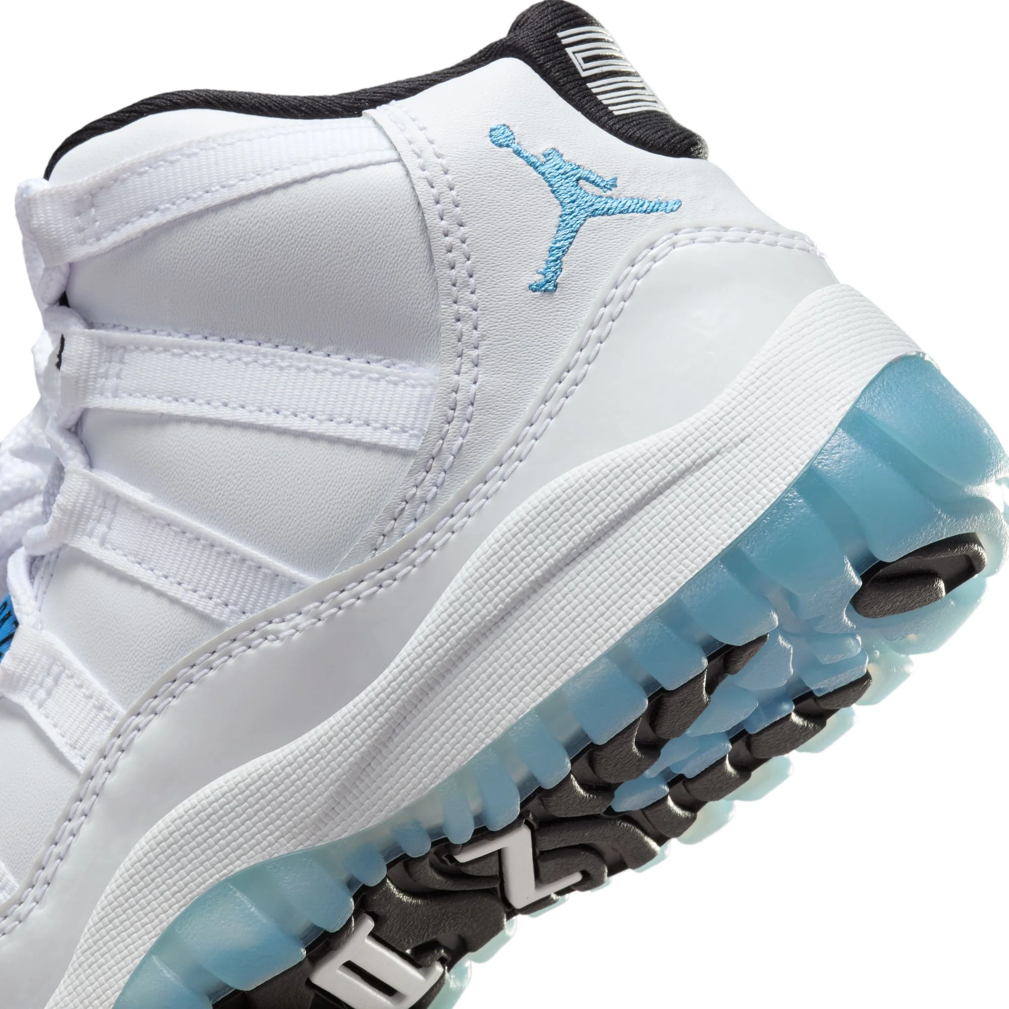 Air Jordan 11 Little Kids Retro "Legend Blue" Shoes - Image 4