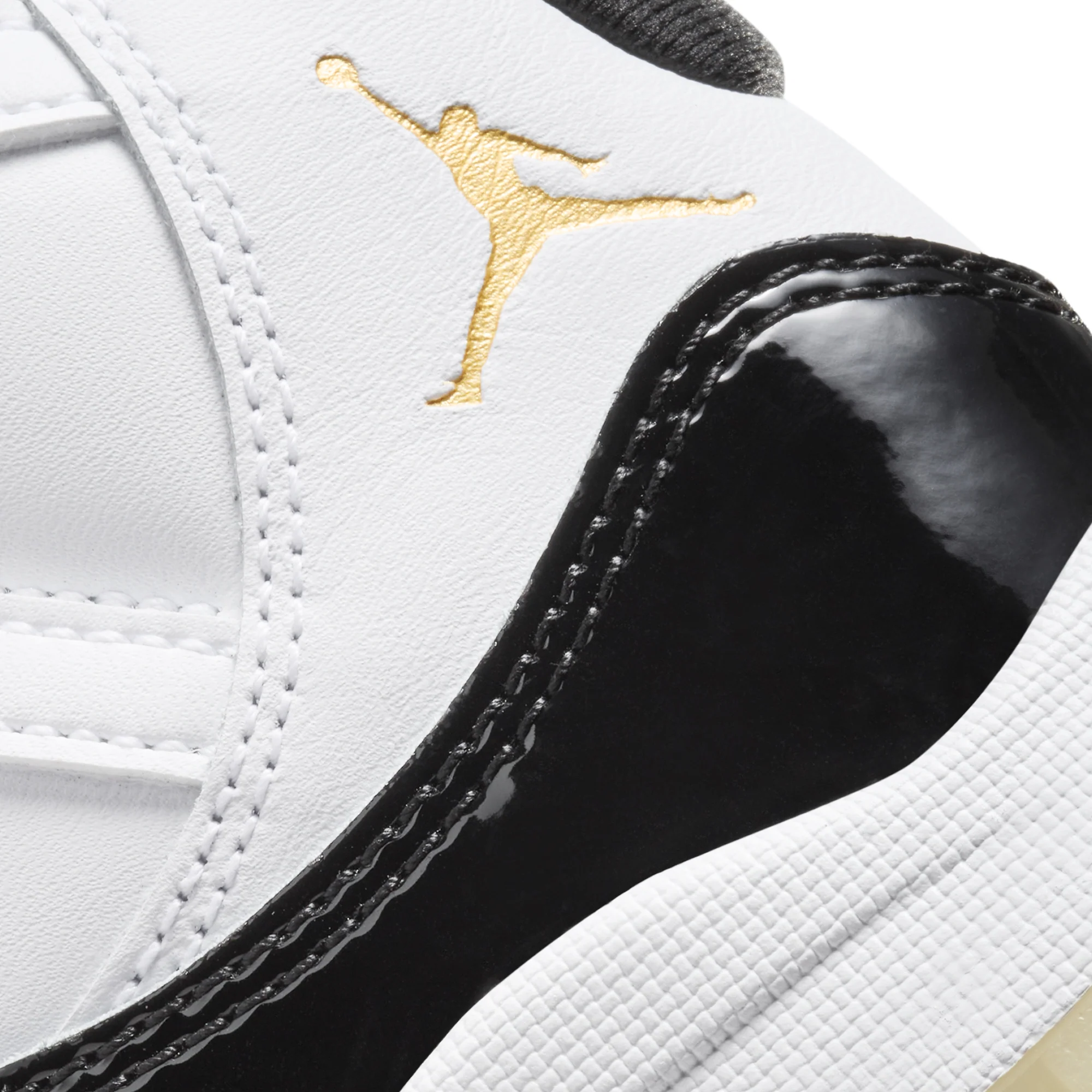 Air Jordan 11 Little Kids Retro Shoes - Image 4
