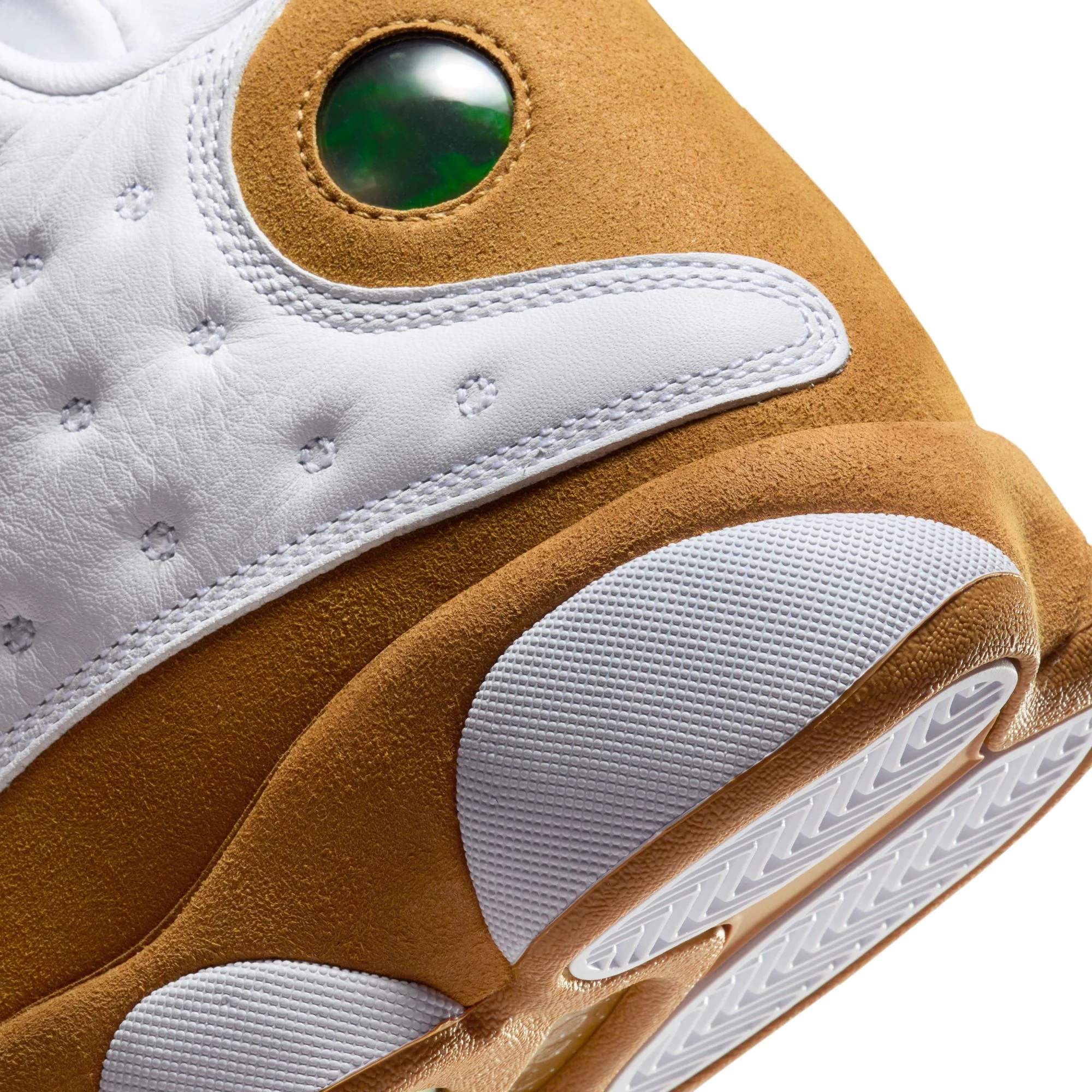 Air Jordan 13 Mens Retro Shoes - Image 4