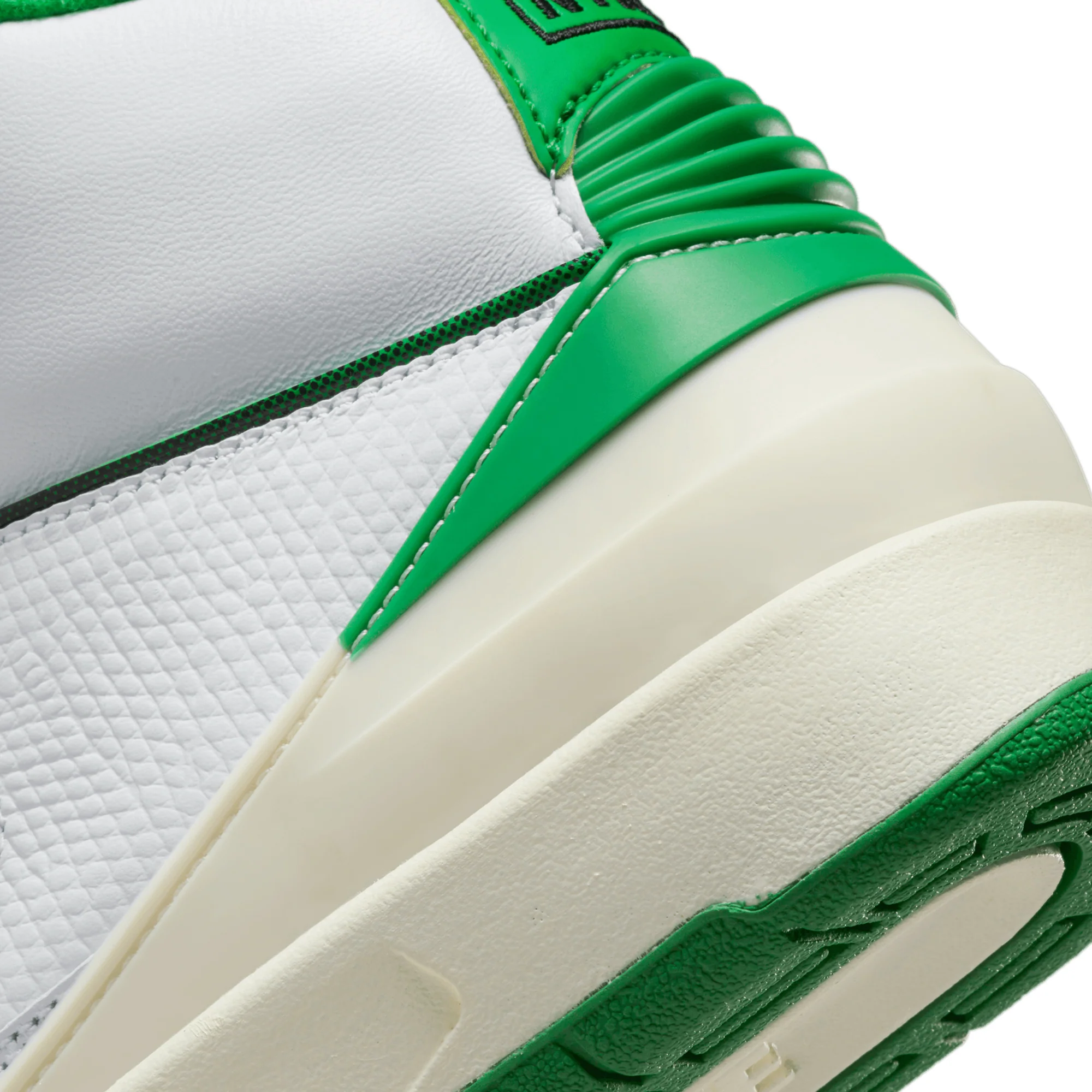 Air Jordan 2 Kids Retro Shoes - Image 4