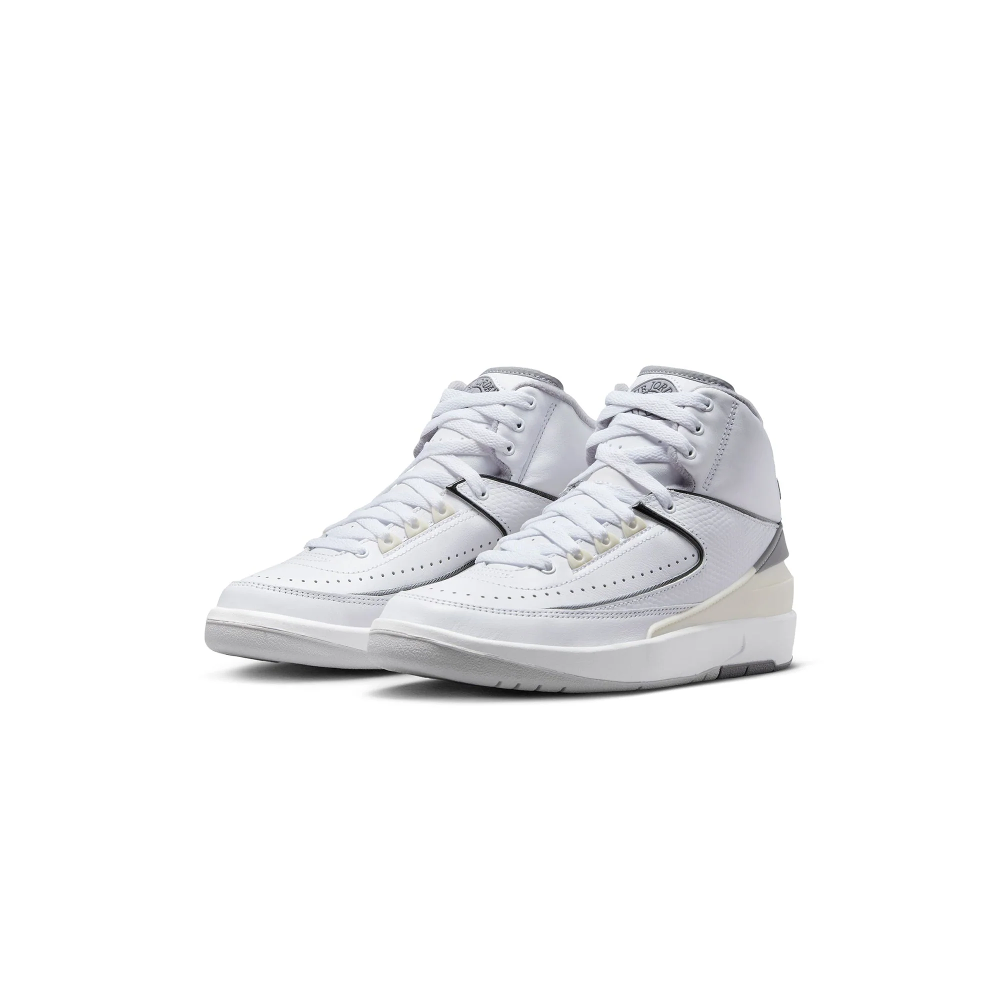 Air Jordan 2 Kids Retro Shoes - Image 2
