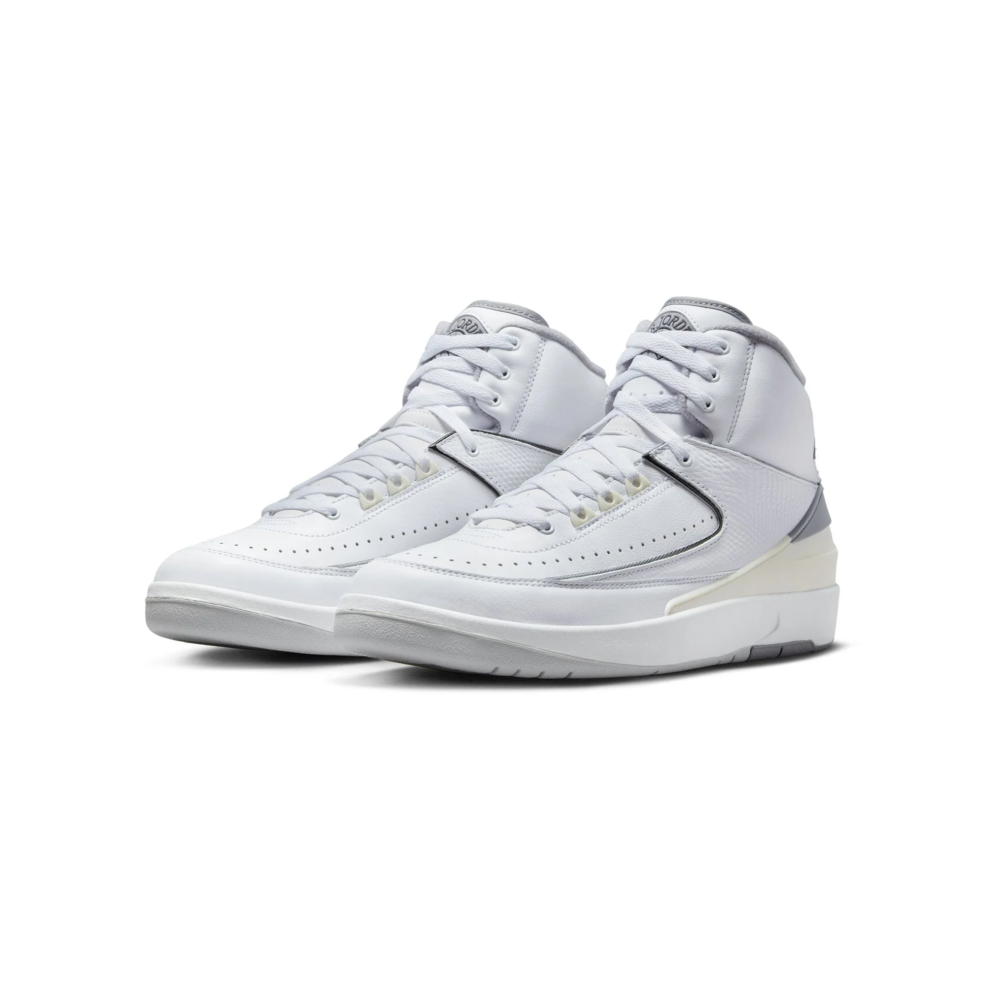 Air Jordan 2 Mens Retro Shoes - Image 2