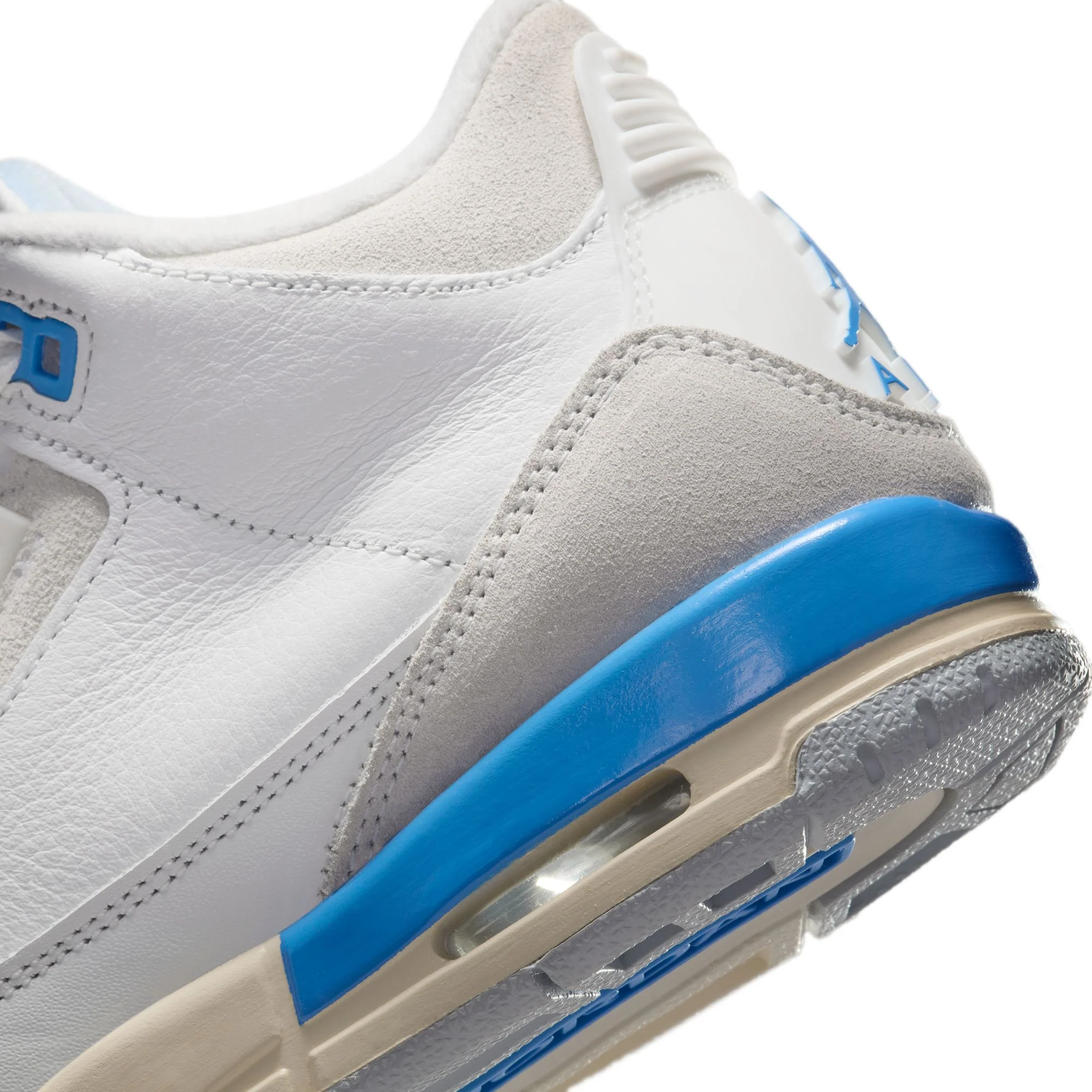 Air Jordan 3 Kids Retro "Lucky Shorts" Shoes - Image 4
