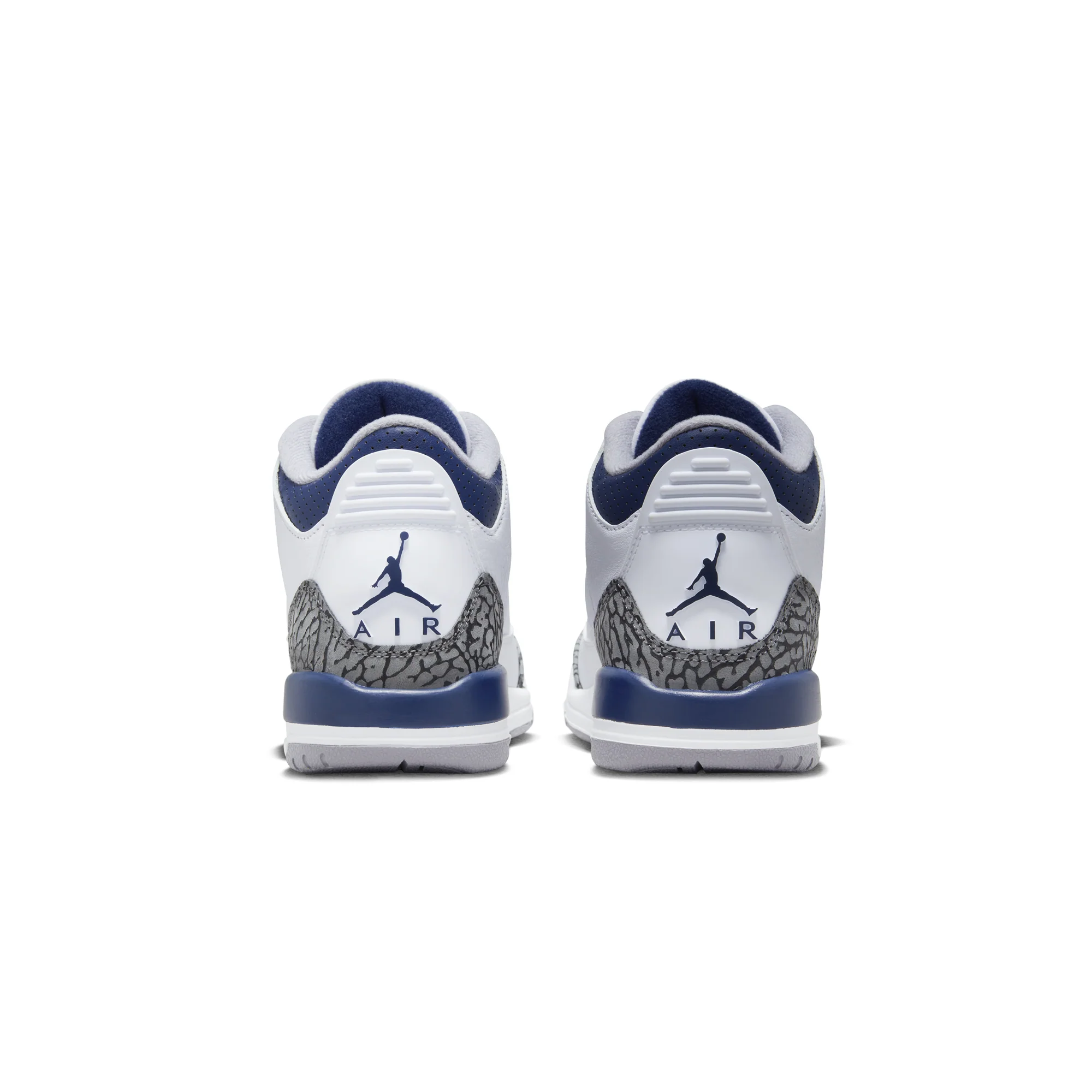 Air Jordan 3 Kids Retro Shoes - Image 3