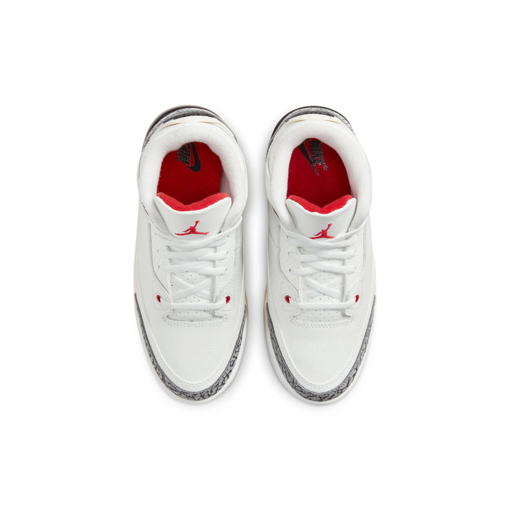 Air Jordan 3 Little Kids Retro Shoes - Image 2