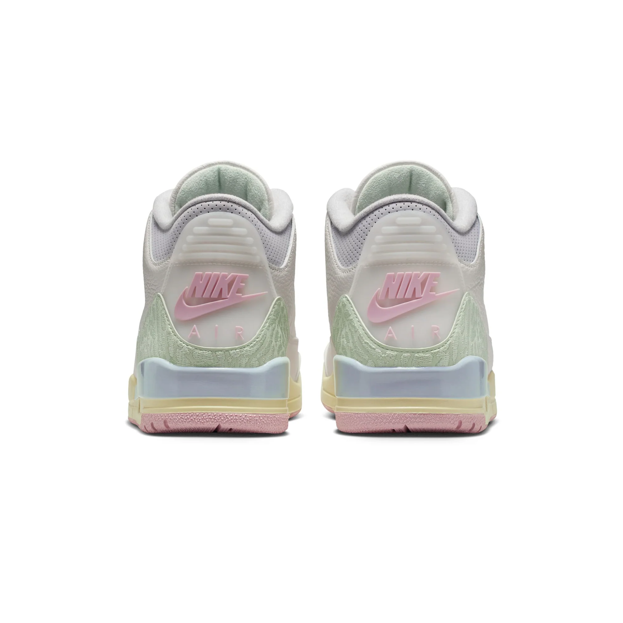 Air Jordan 3 Mens Retro Shoes - Image 3