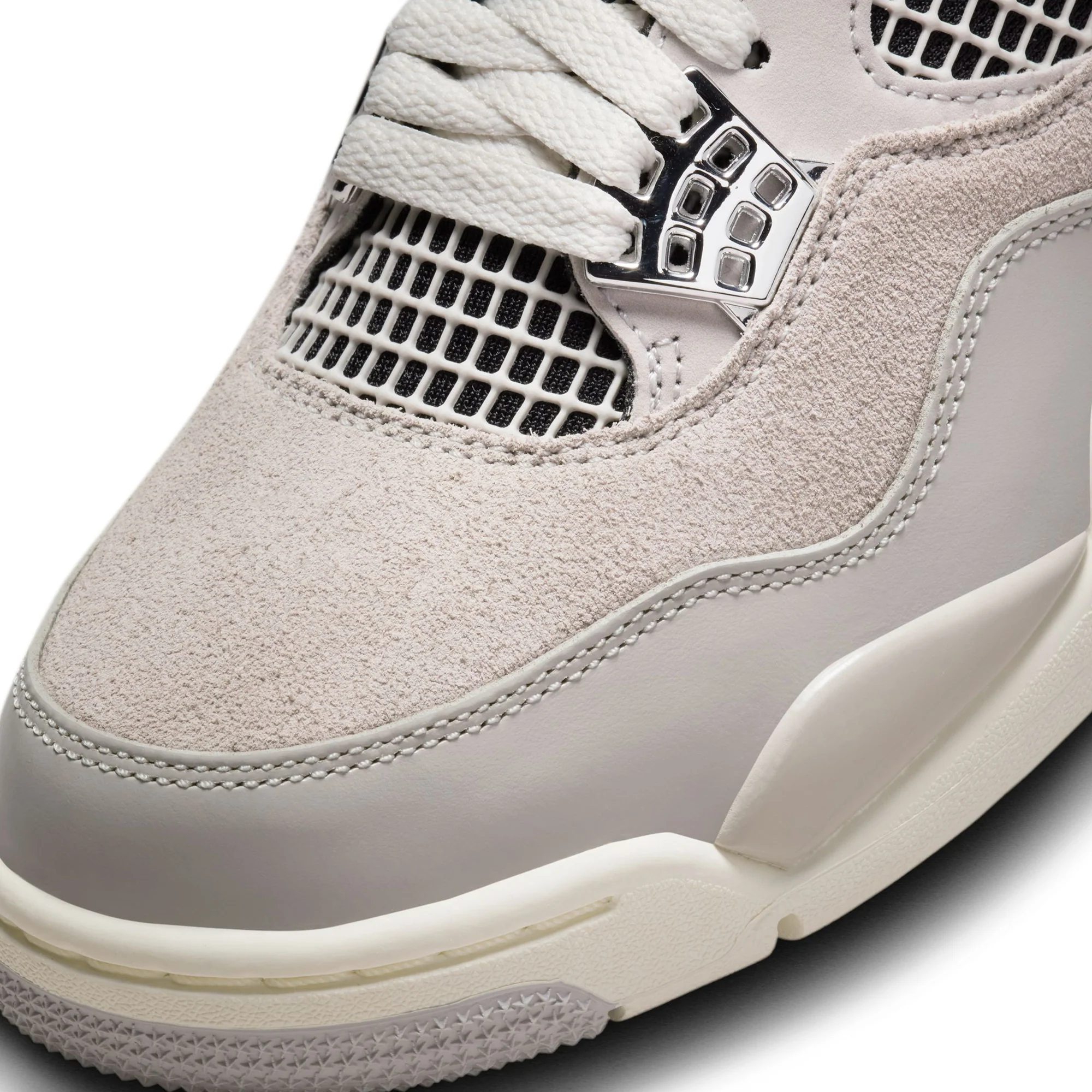 Air Jordan 4 Womens Retro Shoes - Image 4