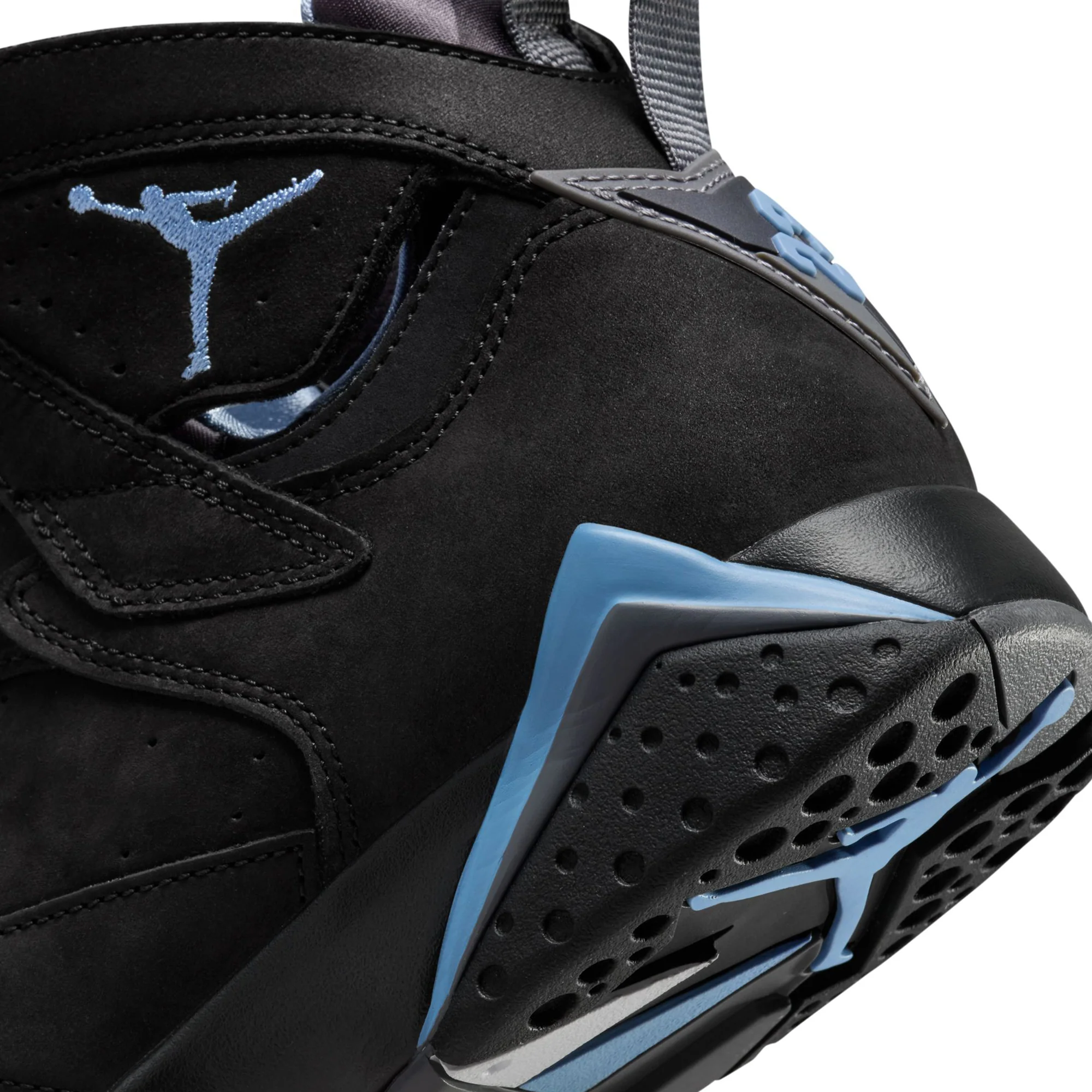 Air Jordan 7 Retro Shoes - Image 4