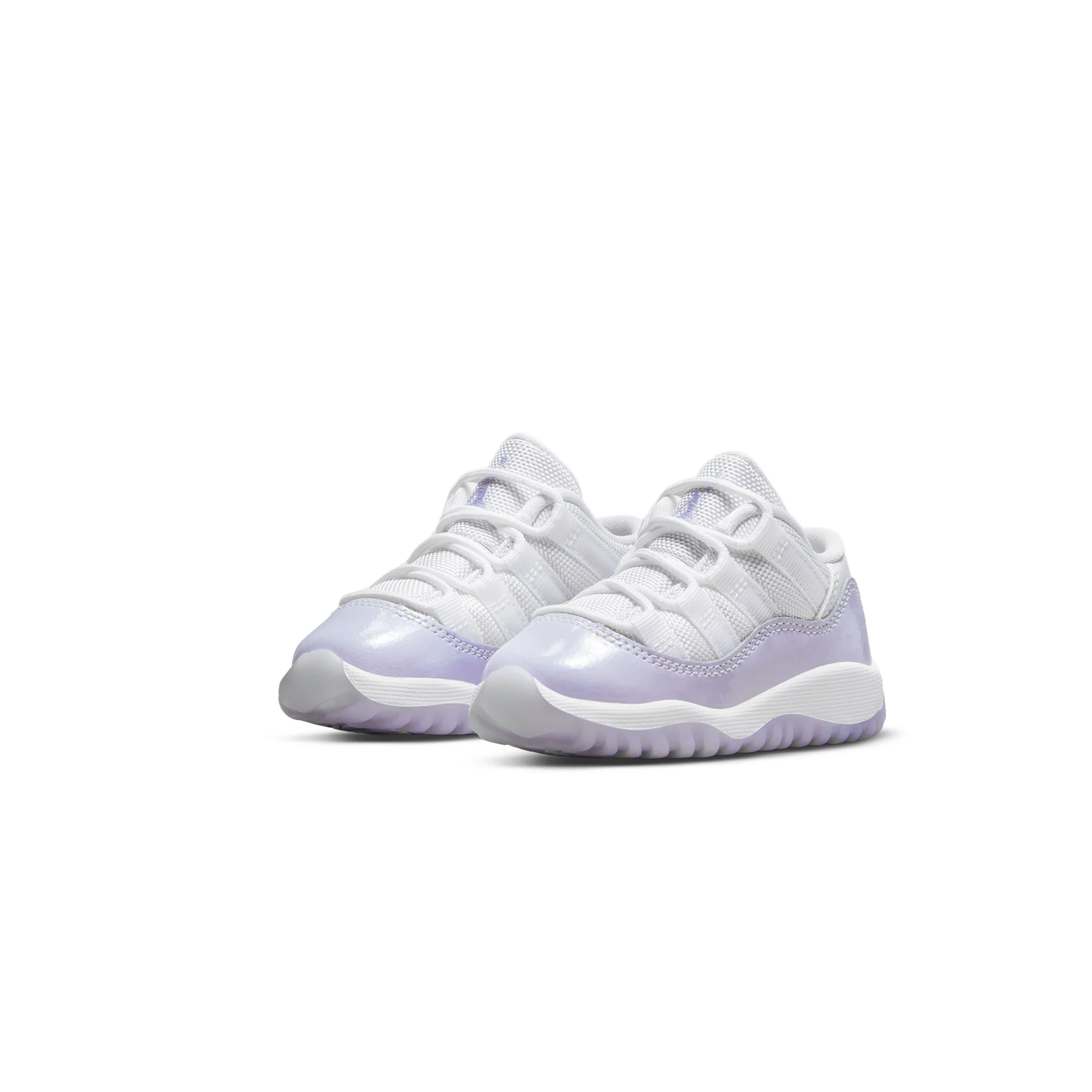 Air Jordan Infants 11 Retro Low Shoes Pure Violet - Image 2