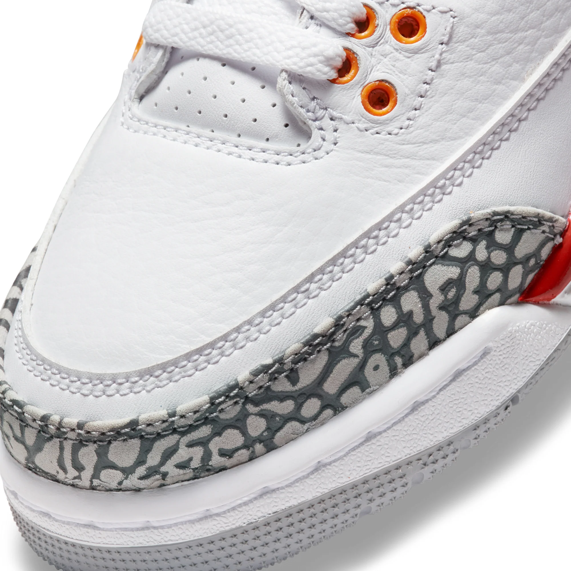Air Jordan Kids 3 Retro GS Cardinal Shoes - Image 4