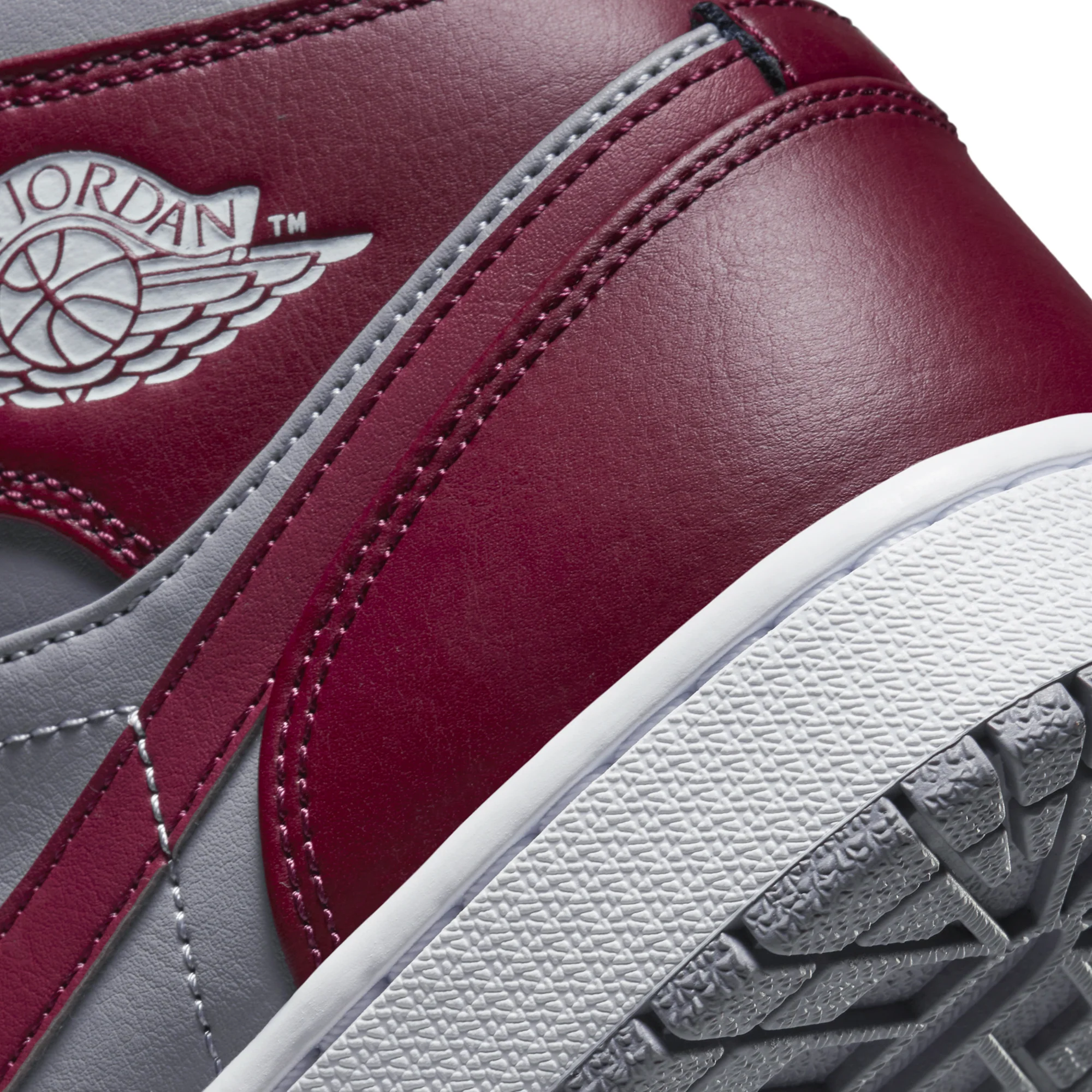 Air Jordan Mens 1 Mid Shoes - Image 4