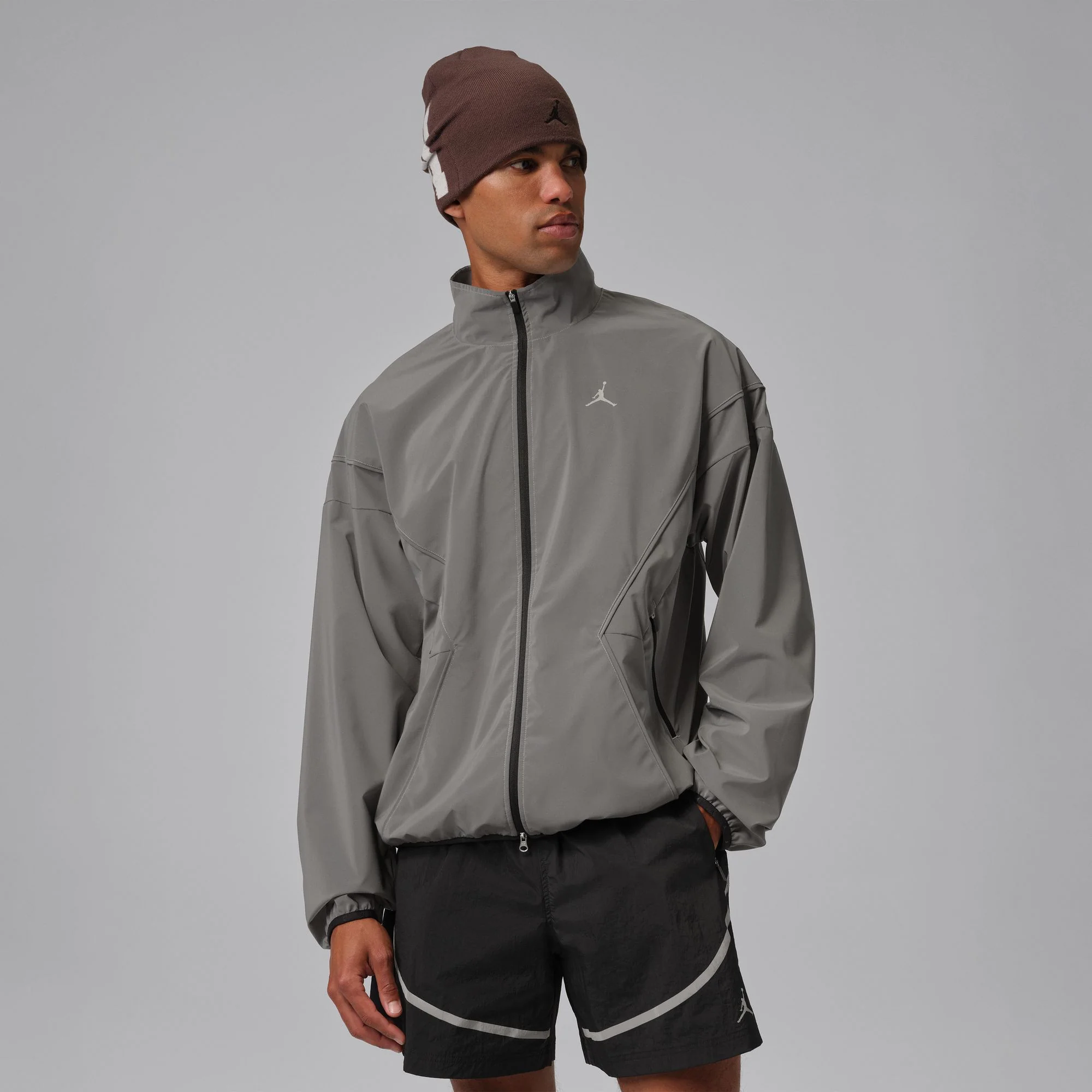 Air Jordan Mens Brooklyn Hike Mike Reflective Jacket - Image 2