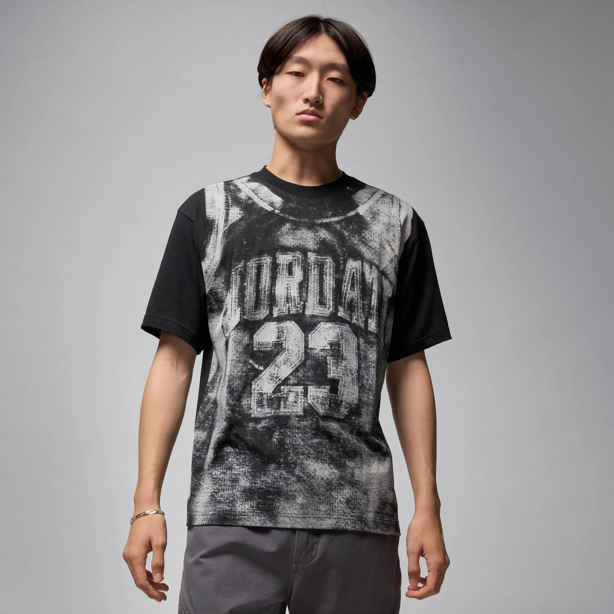 Air Jordan Mens Collegiate Graphic Tee - Image 2