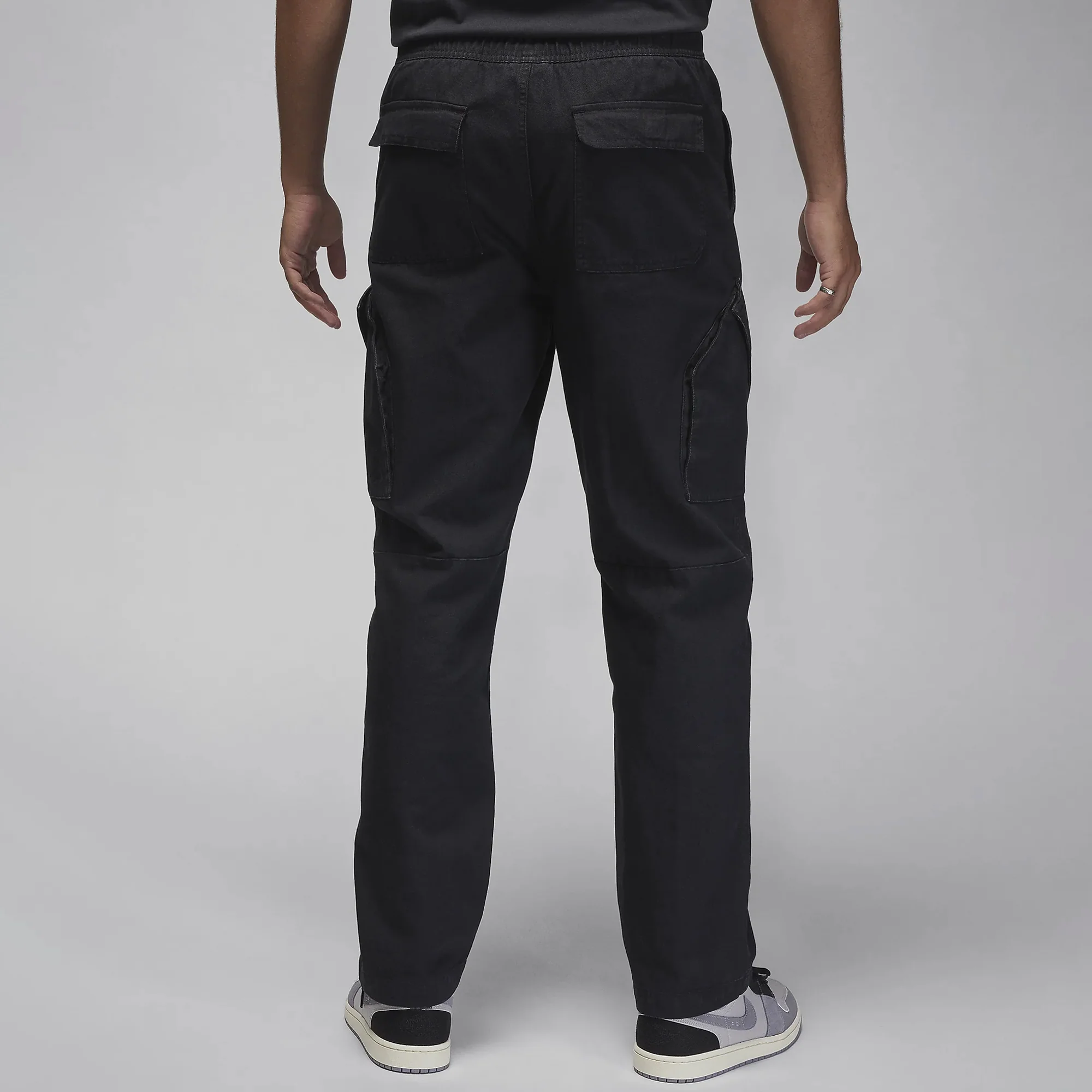 Air Jordan Mens Essentials Chicago Pants - Image 3