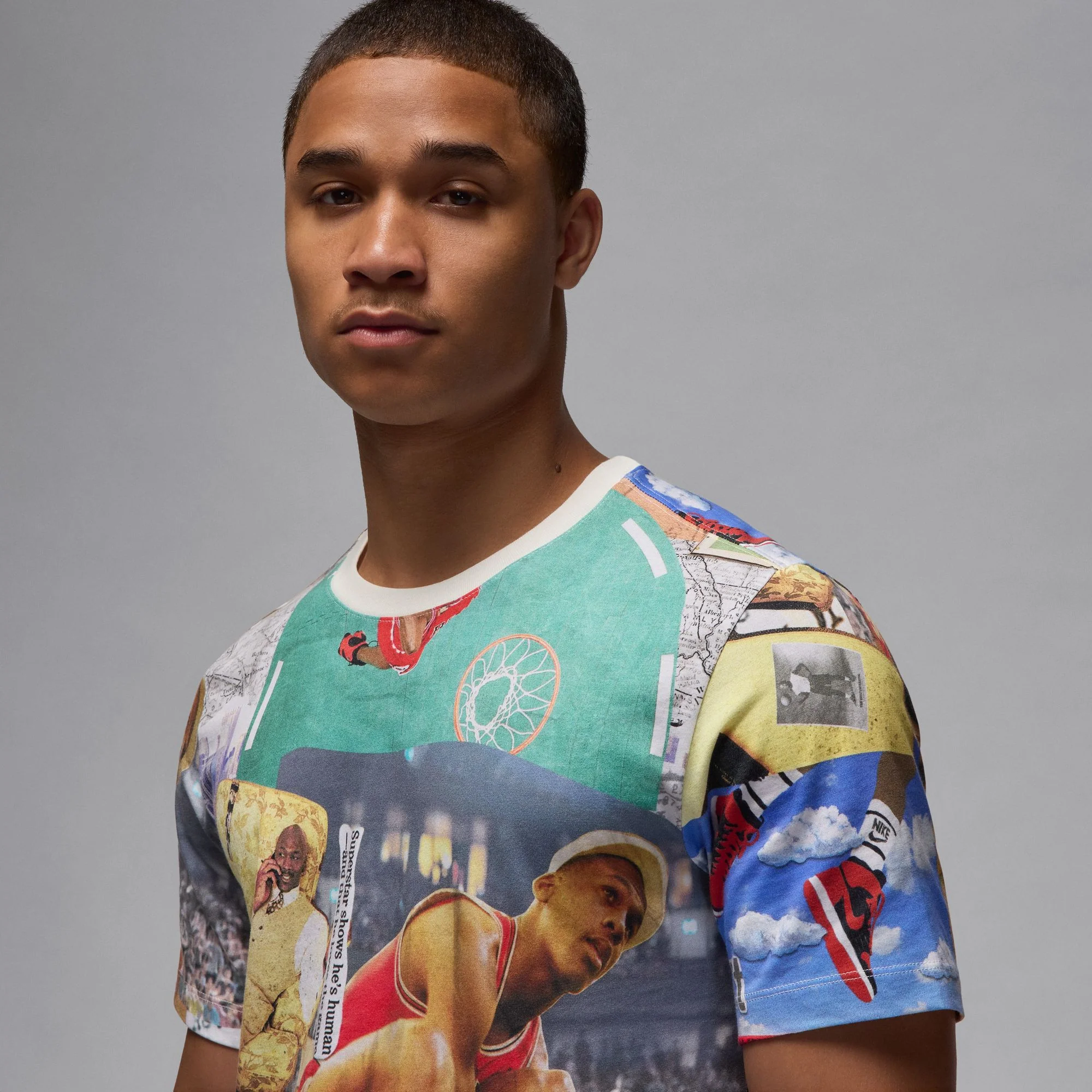 Air Jordan Mens Essentials Printed Tee - Image 2