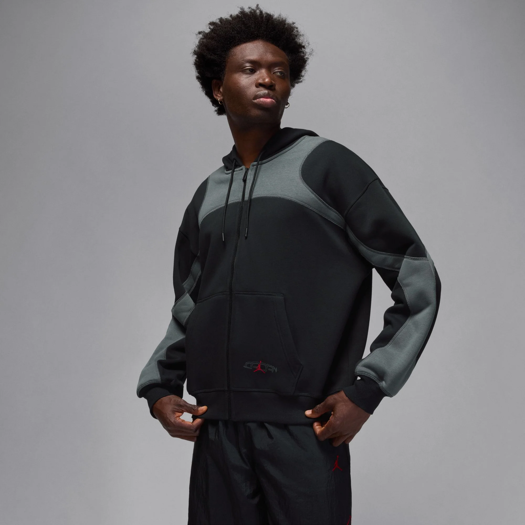 Air Jordan Mens Oversized Full-Zip Hoodie - Image 2